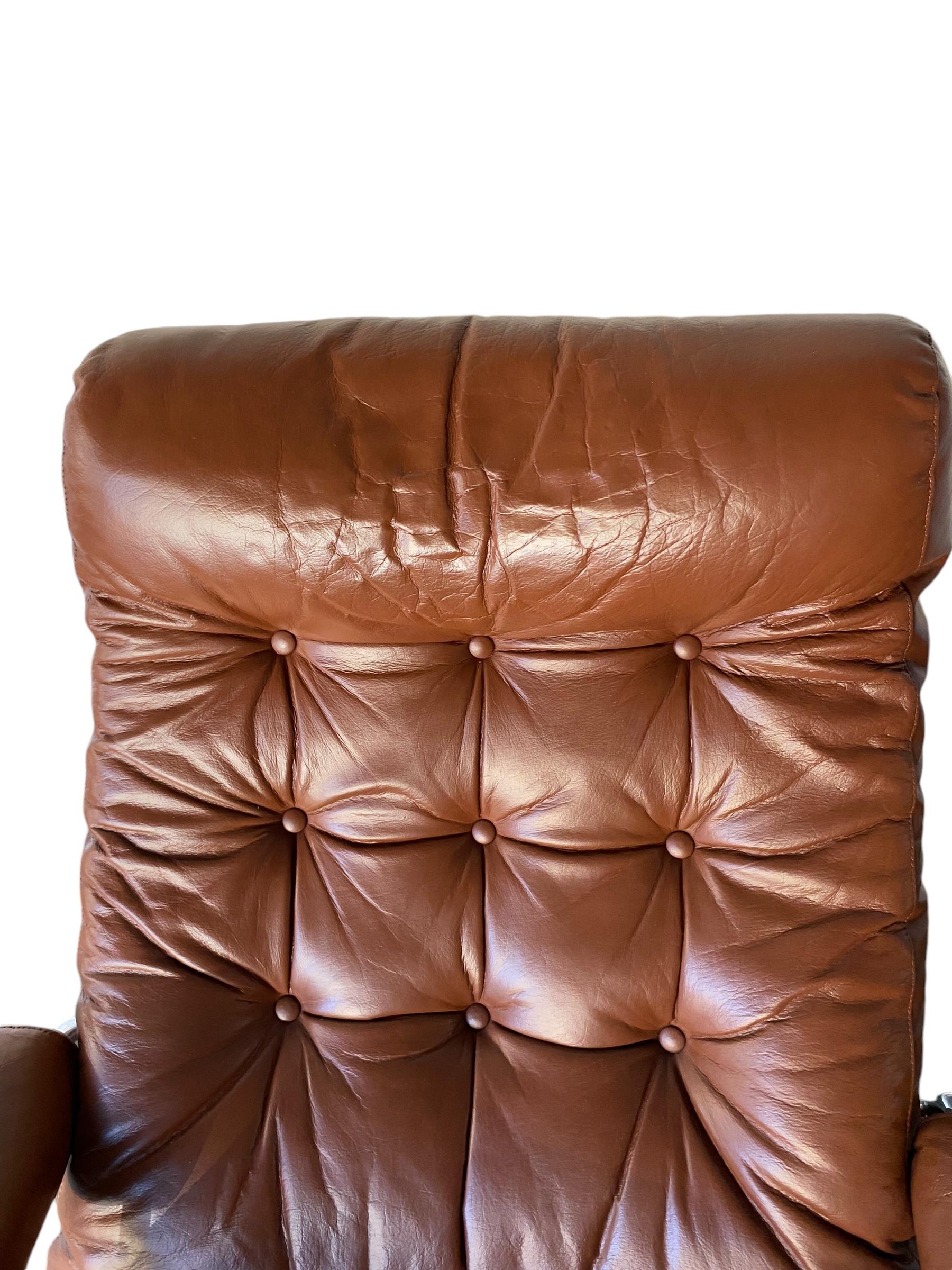 Ekornes Stressless Reclining Lounge Chair and Ottoman 2