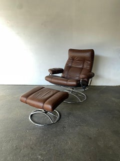 Ekornes Stressless Reclining Lounge Chair and Ottoman in Brown Leather