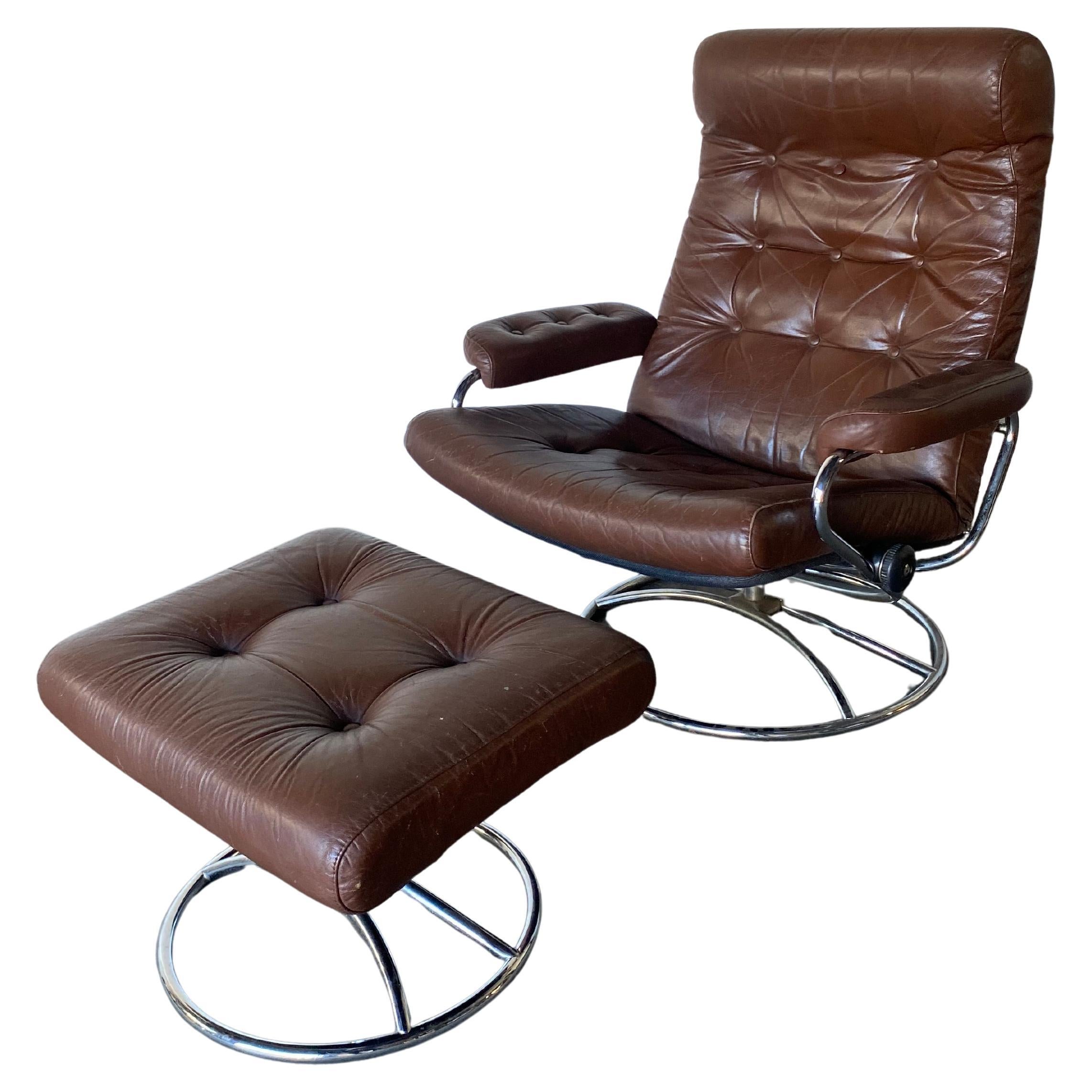 Ekornes Stressless Liegesessel und Ottomane aus braunem Leder