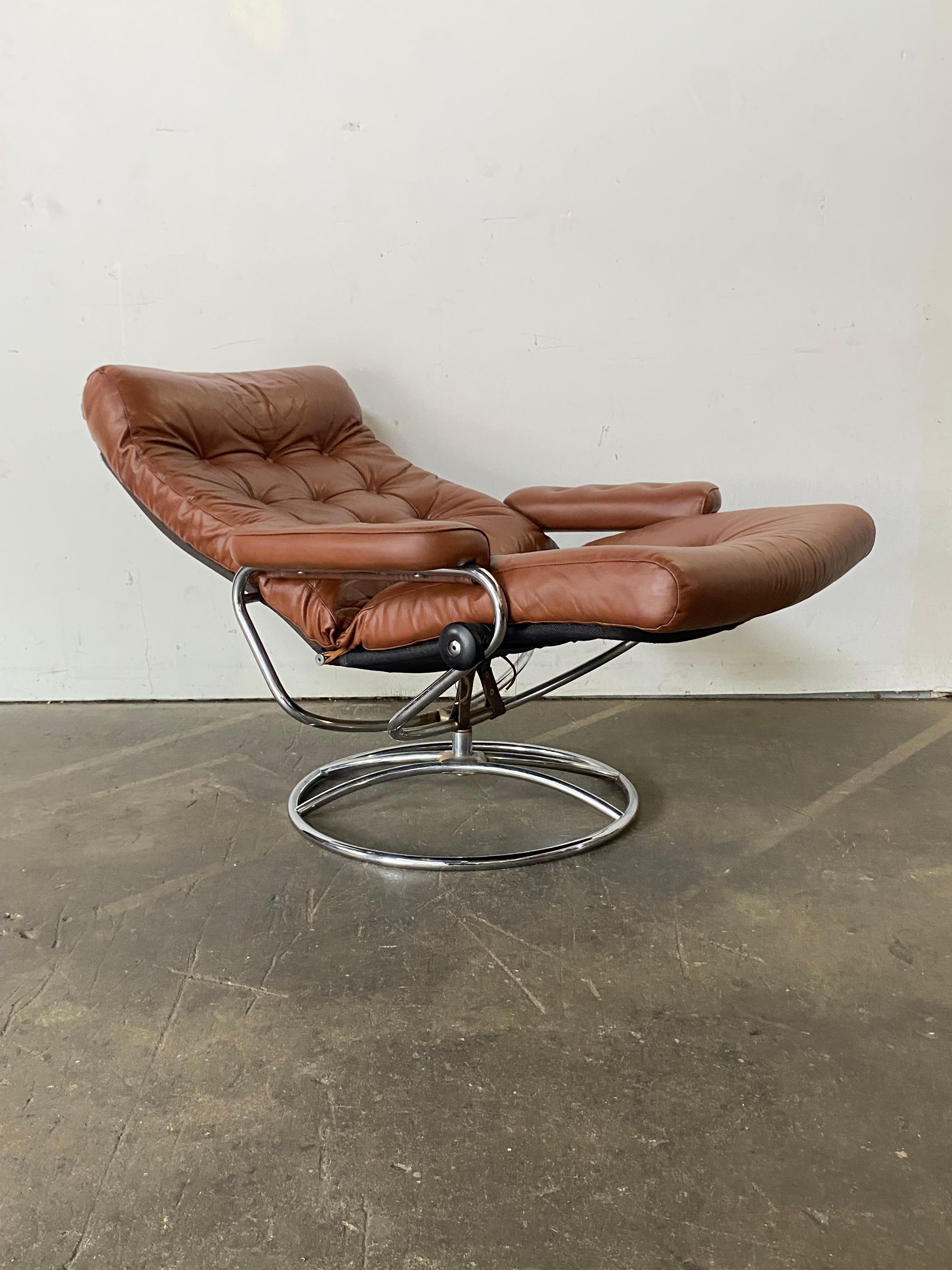 Ekornes Stressless Reclining Lounge Chair 3