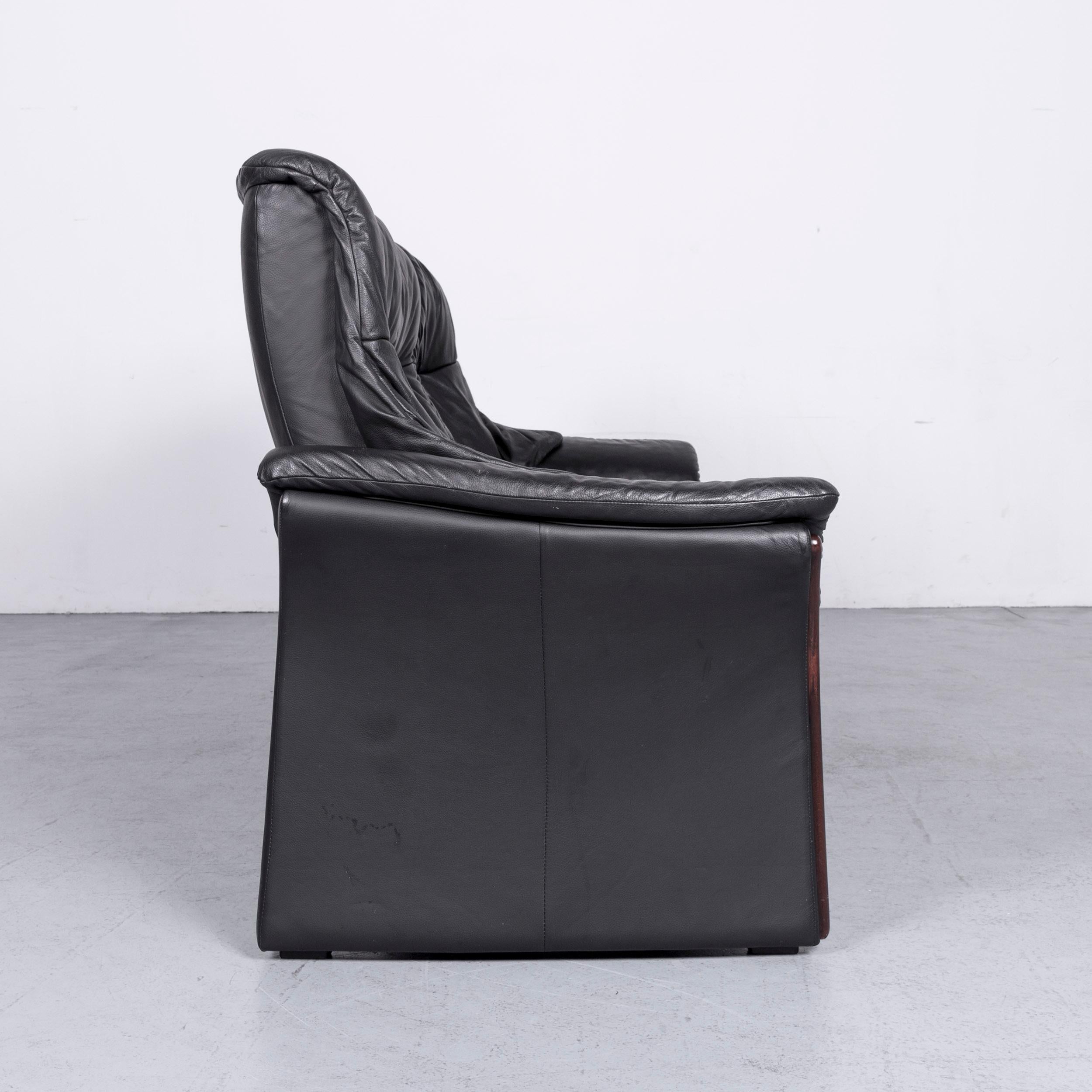 Ekornes Stressless Relax Sofa Black Leather Recliner Three-Seat In Good Condition In Cologne, DE
