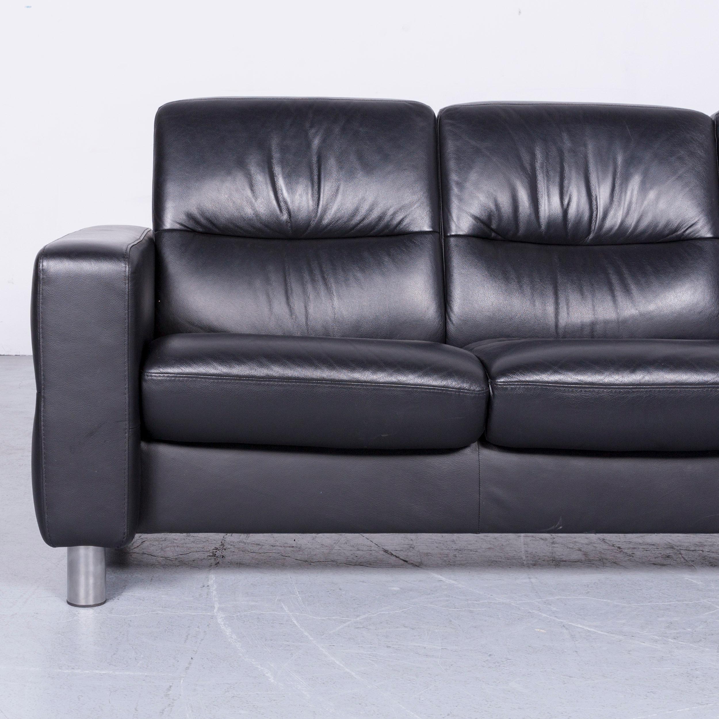 Ekornes Stressless Relax Sofa Black Leather TV Recliner Three-Seat In Good Condition For Sale In Cologne, DE