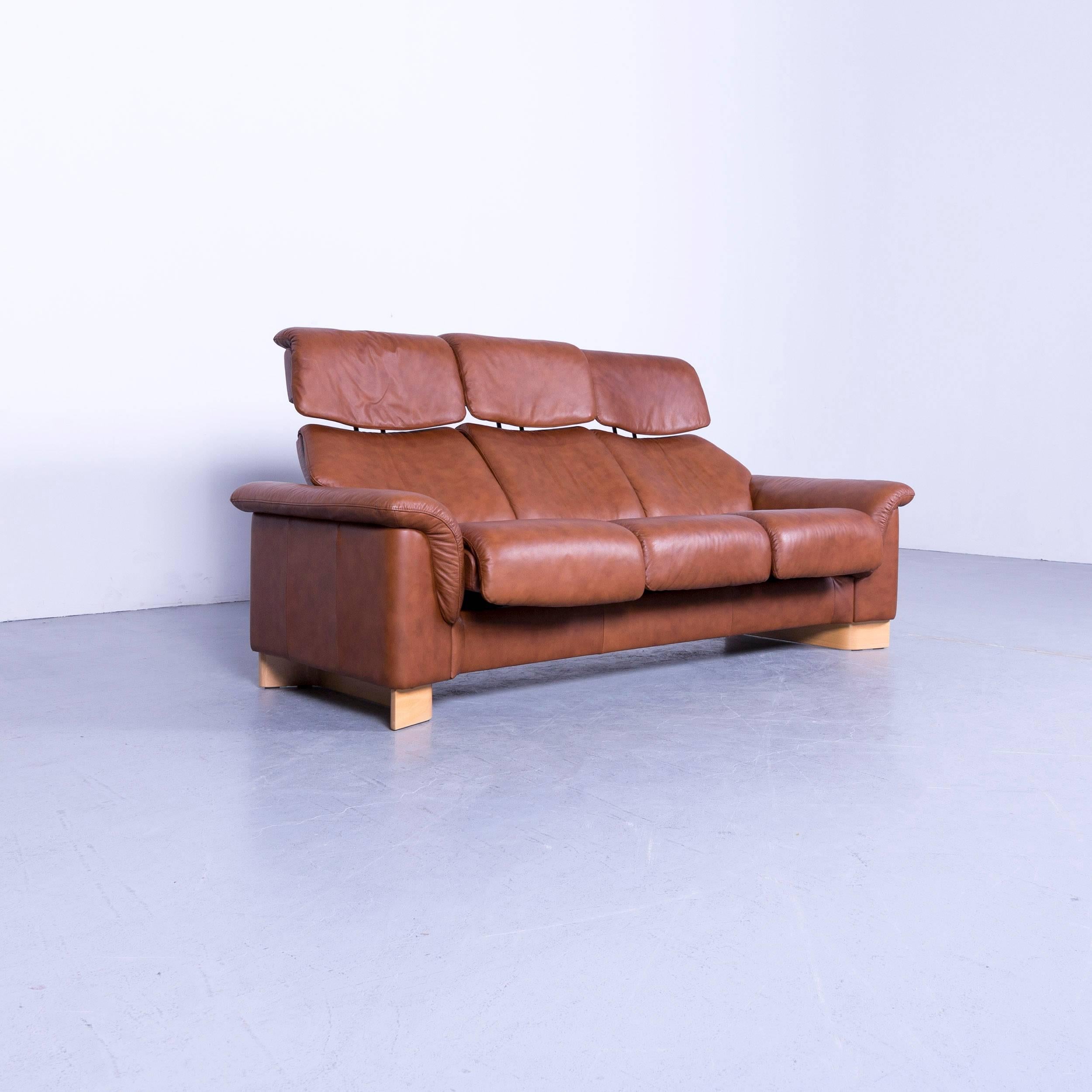 Ekornes Stressless Sofa Brown Leather Three-Seat Recliner In Excellent Condition In Cologne, DE