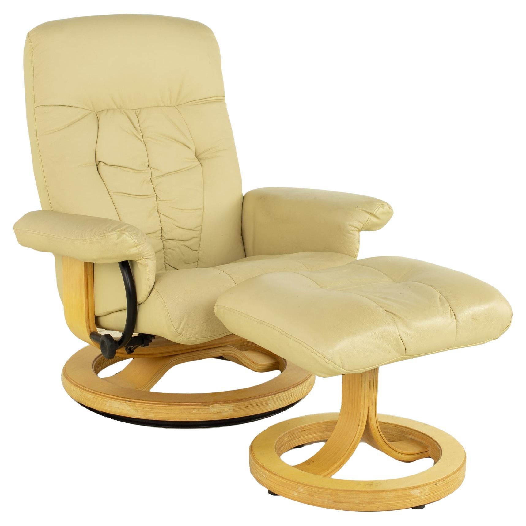 Ekornes Stressless Style Mid-Century Leather Lounge Chair and Ottoman