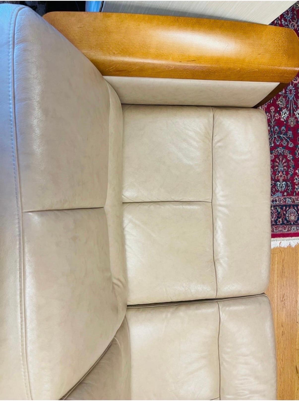 Ekornes Stressless Sofá Oslo de teca y piel Moderno escandinavo Fabricado en Noruega en venta 3
