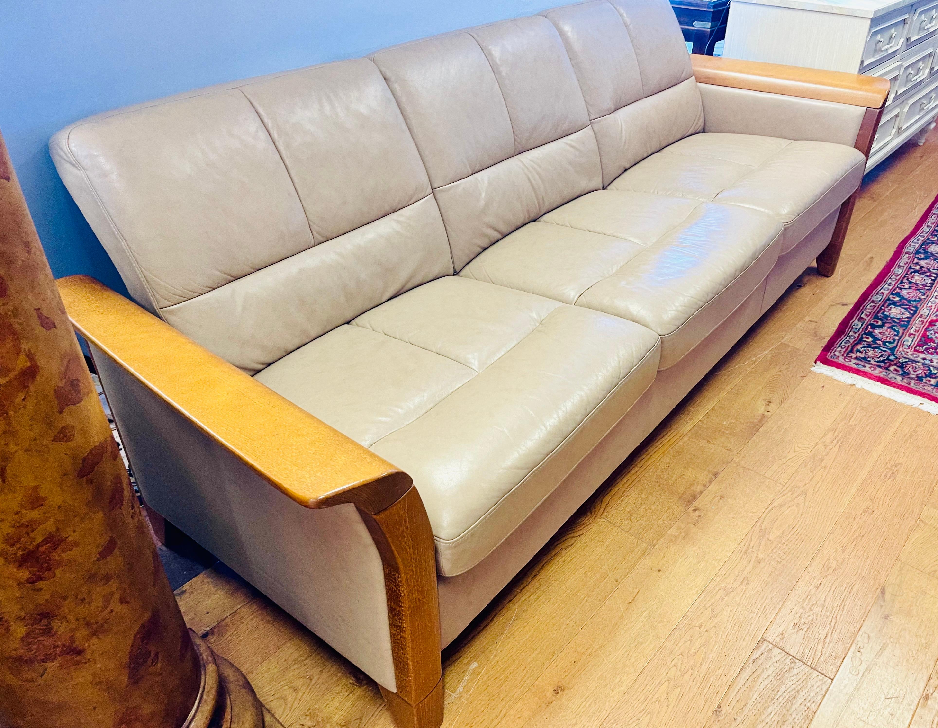 Norwegian Ekornes Stressless Teak & Leather Oslo Sofa Scandinavian Modern Made in Norway