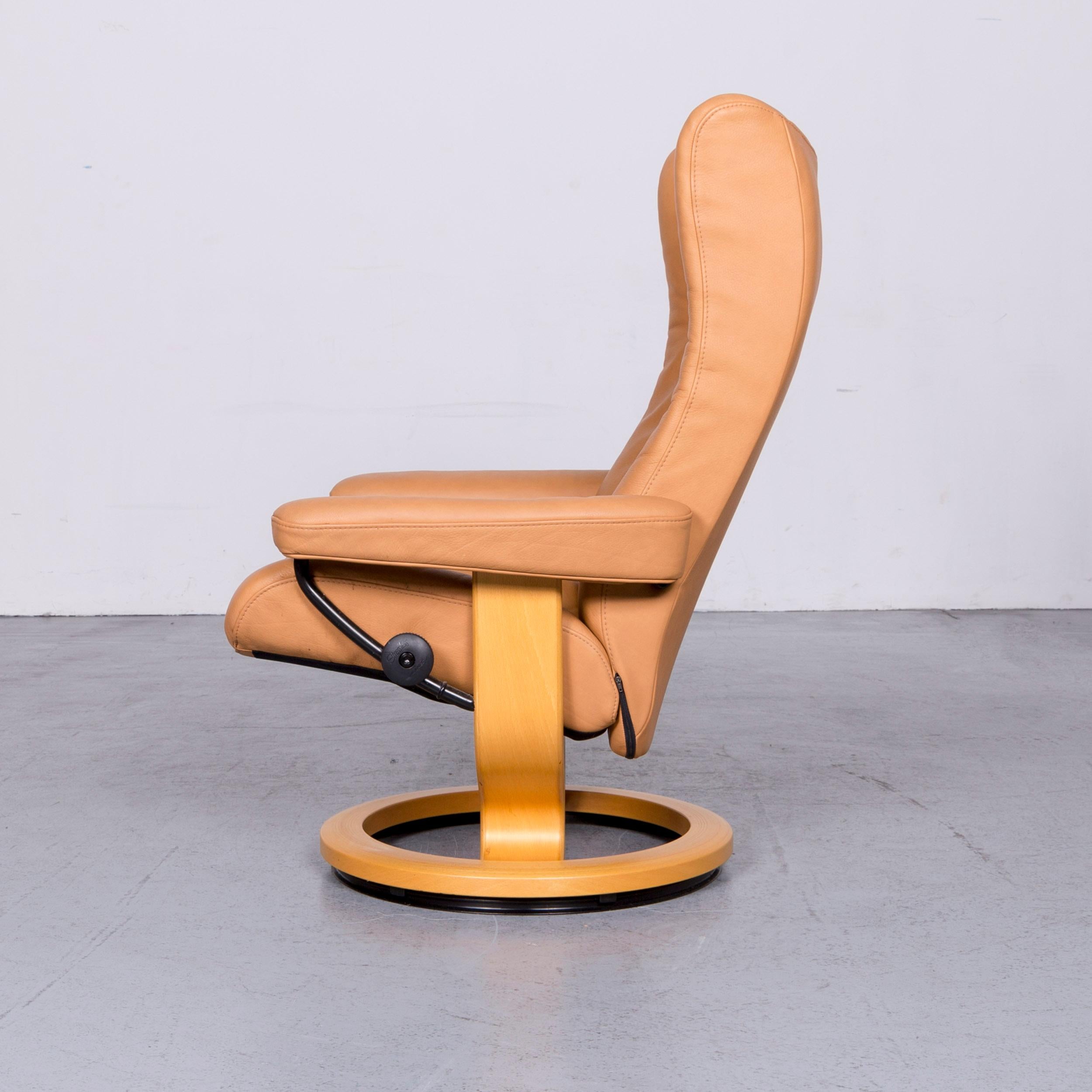 Ekornes Stressless Wing Armchair and Footstool Beige Leather Recliner Chair 4