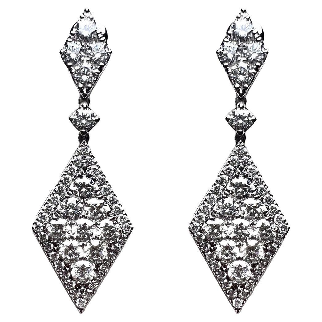 Ekos Gem Pendants d'oreilles en or blanc 14 carats avec diamants de 3,58 carats poids total  en vente