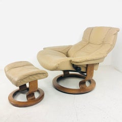 Ekrones "Mayfair" Stressless Lounge Chair with Ottoman