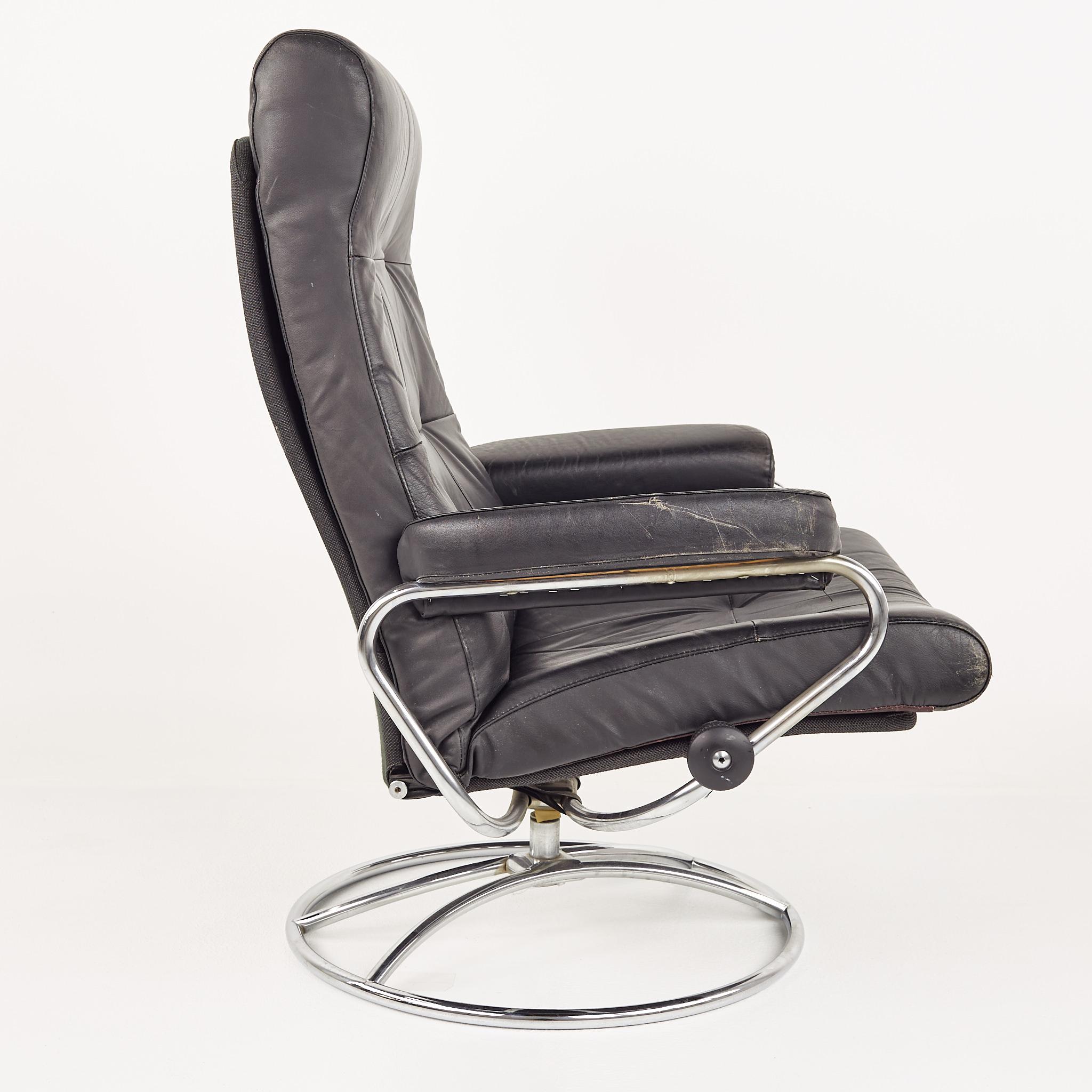 Mid-Century Modern Ekrones Mid Century Black Leather and Chrome Lounge Chair