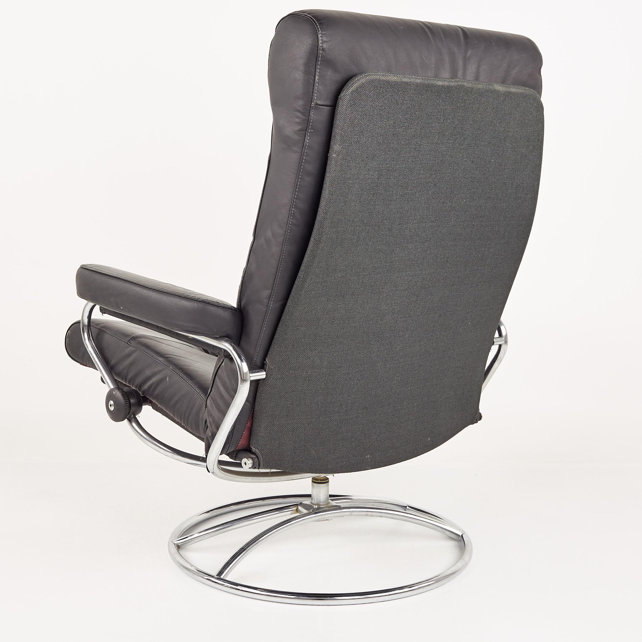 Ekrones Mid Century Black Leather and Chrome Lounge Chair 1