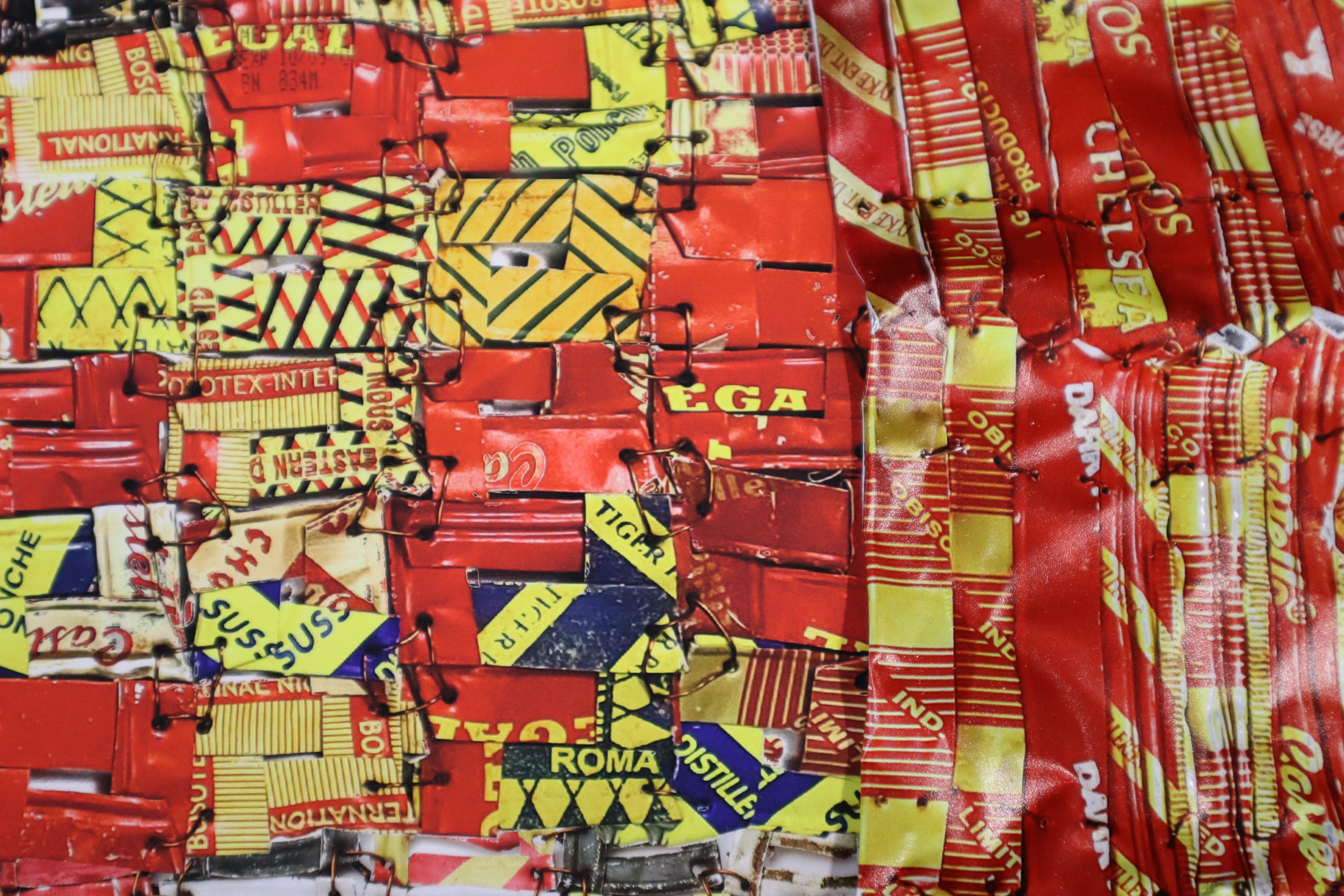 Gestreifte Flaggen, El Anatsui, Limitierte Auflage, Wandplastik, Metall, Contemporary 9