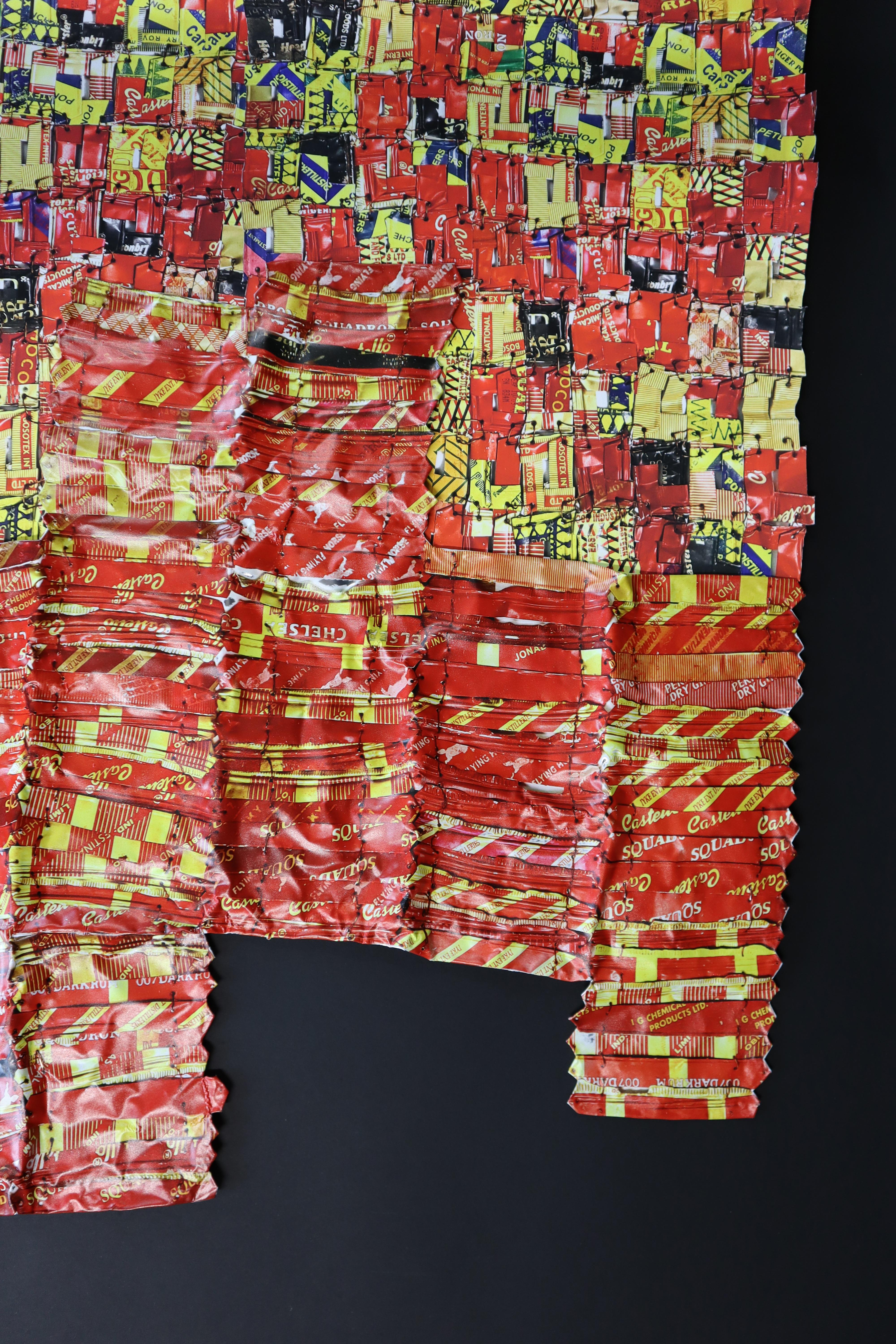 Gestreifte Flaggen, El Anatsui, Limitierte Auflage, Wandplastik, Metall, Contemporary 4