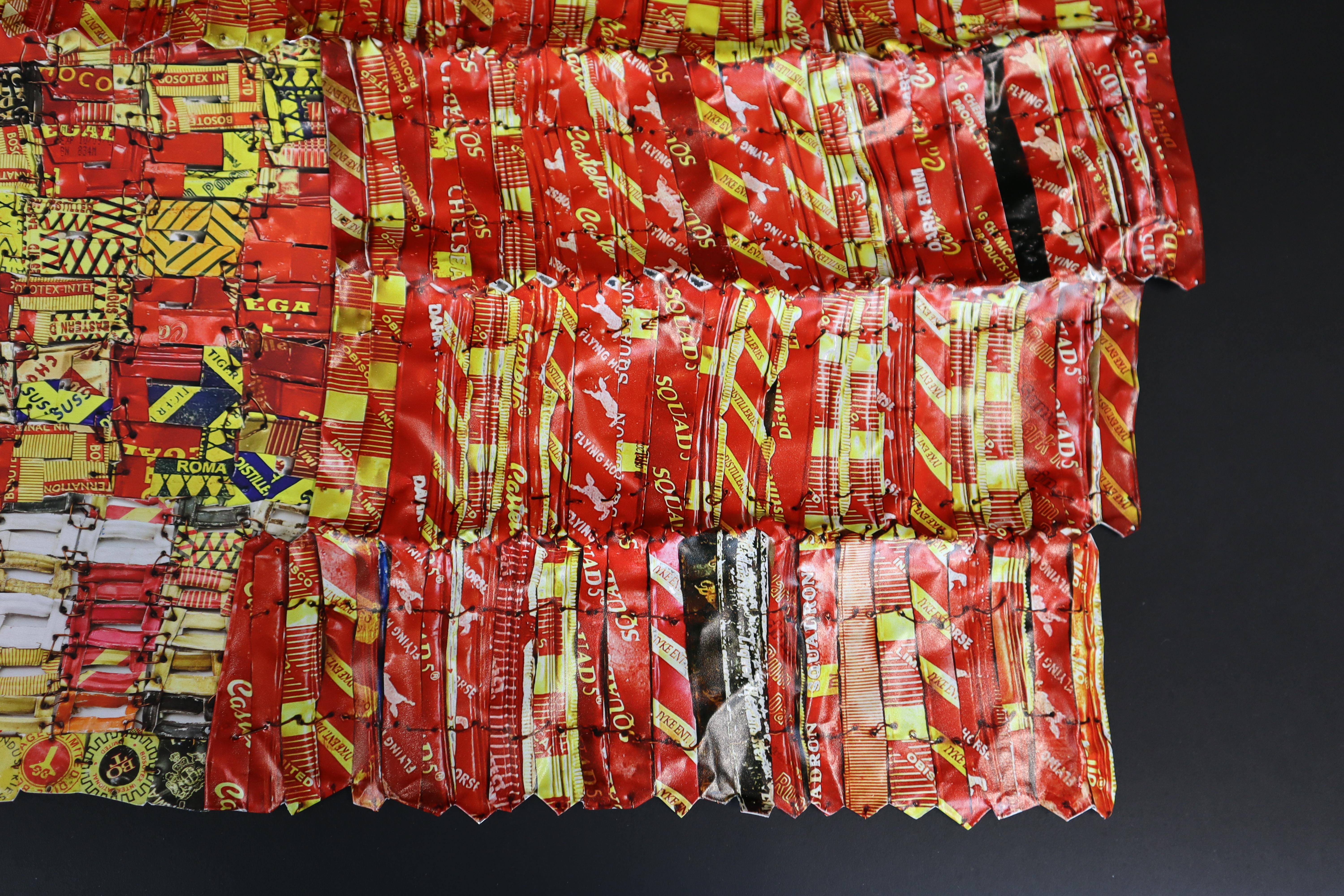 Gestreifte Flaggen, El Anatsui, Limitierte Auflage, Wandplastik, Metall, Contemporary 5