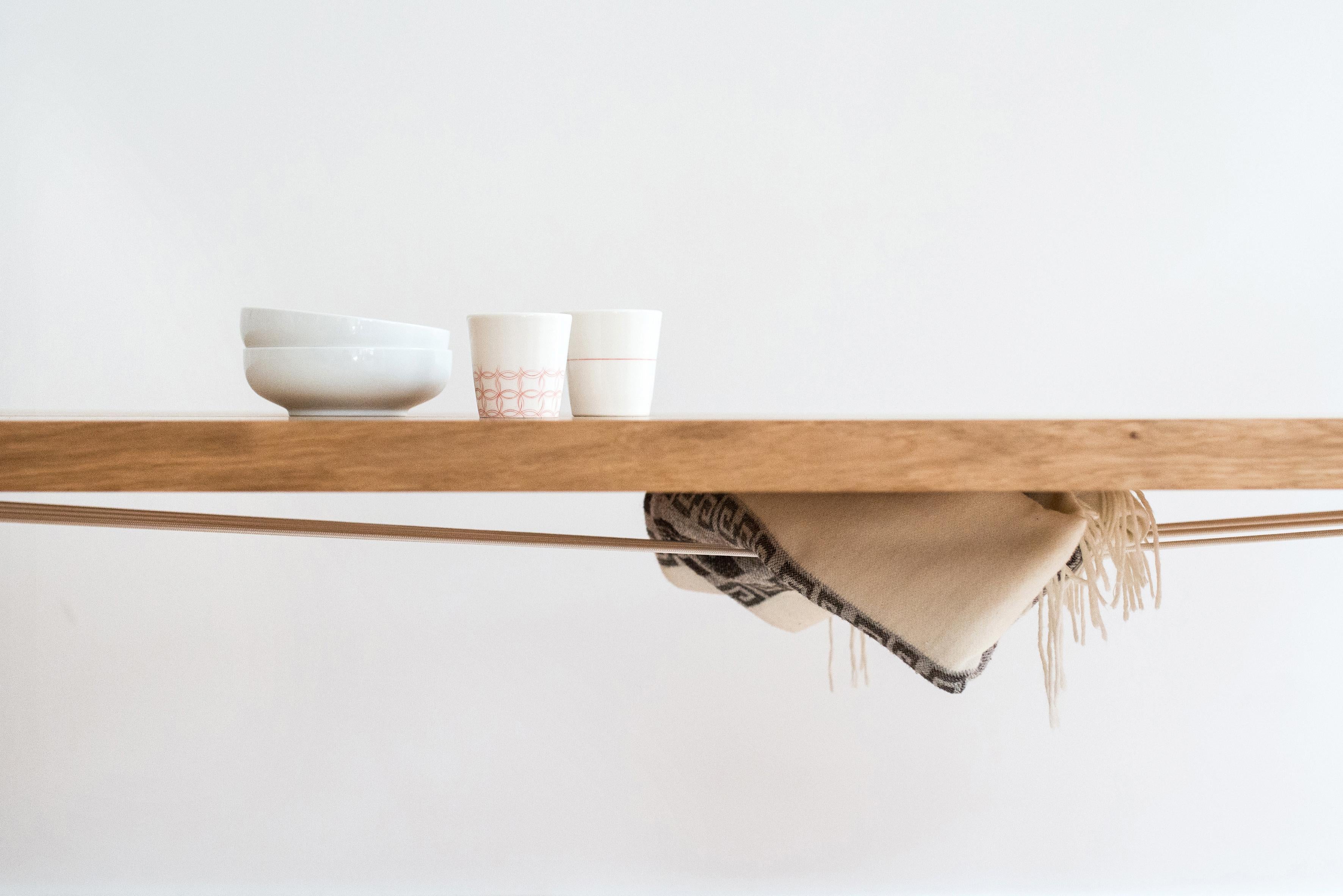 Mesa de comedor El Caballito by Frau Caze en Nuevo estado para la venta en Geneve, CH