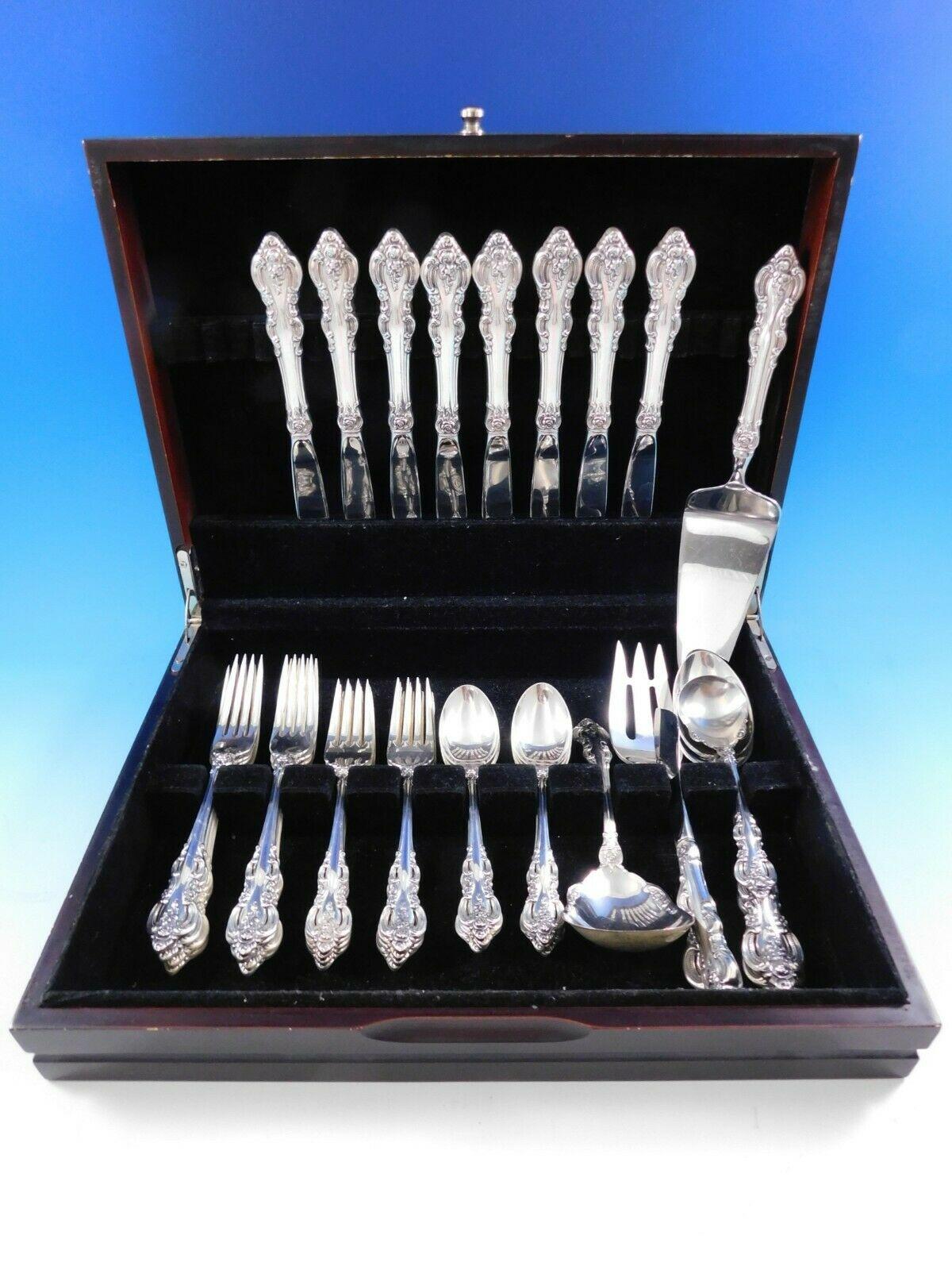 El Grandee by Towle sterling silver flatware set, 39 pieces. This set includes:

8 knives, 9