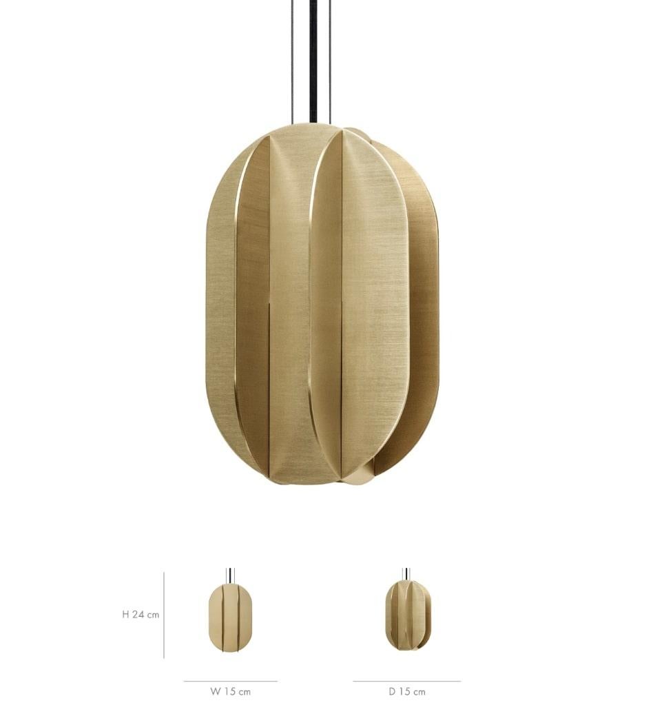 Brushed EL Lamp medium pendant CS2 Sculptural minimalist designed by NOOM in Copper For Sale