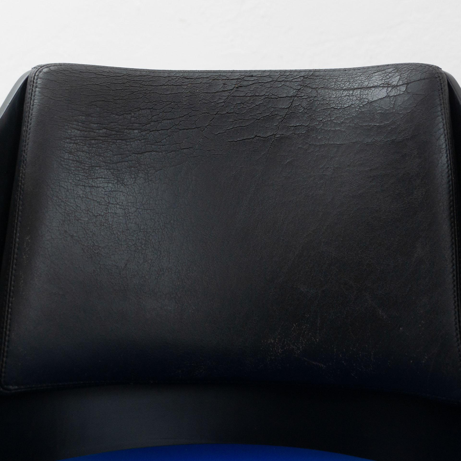 El Lissitzky D61 Black and Blue Chair Bauhaus Style for Tecta, circa 1970 5