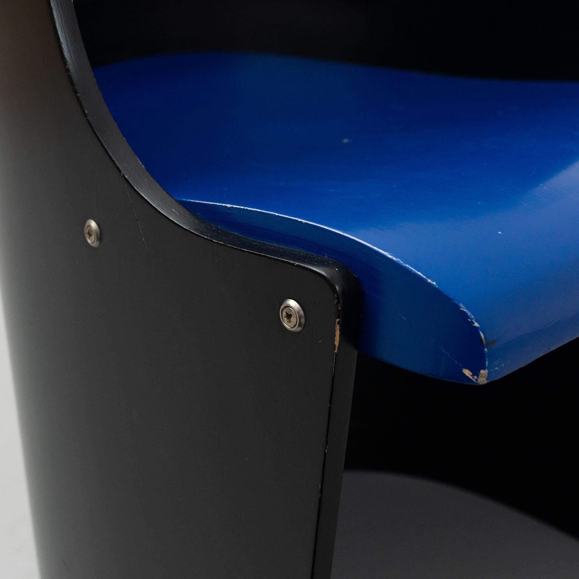El Lissitzky D61 Black and Blue Chair Bauhaus Style for Tecta, circa 1970 6