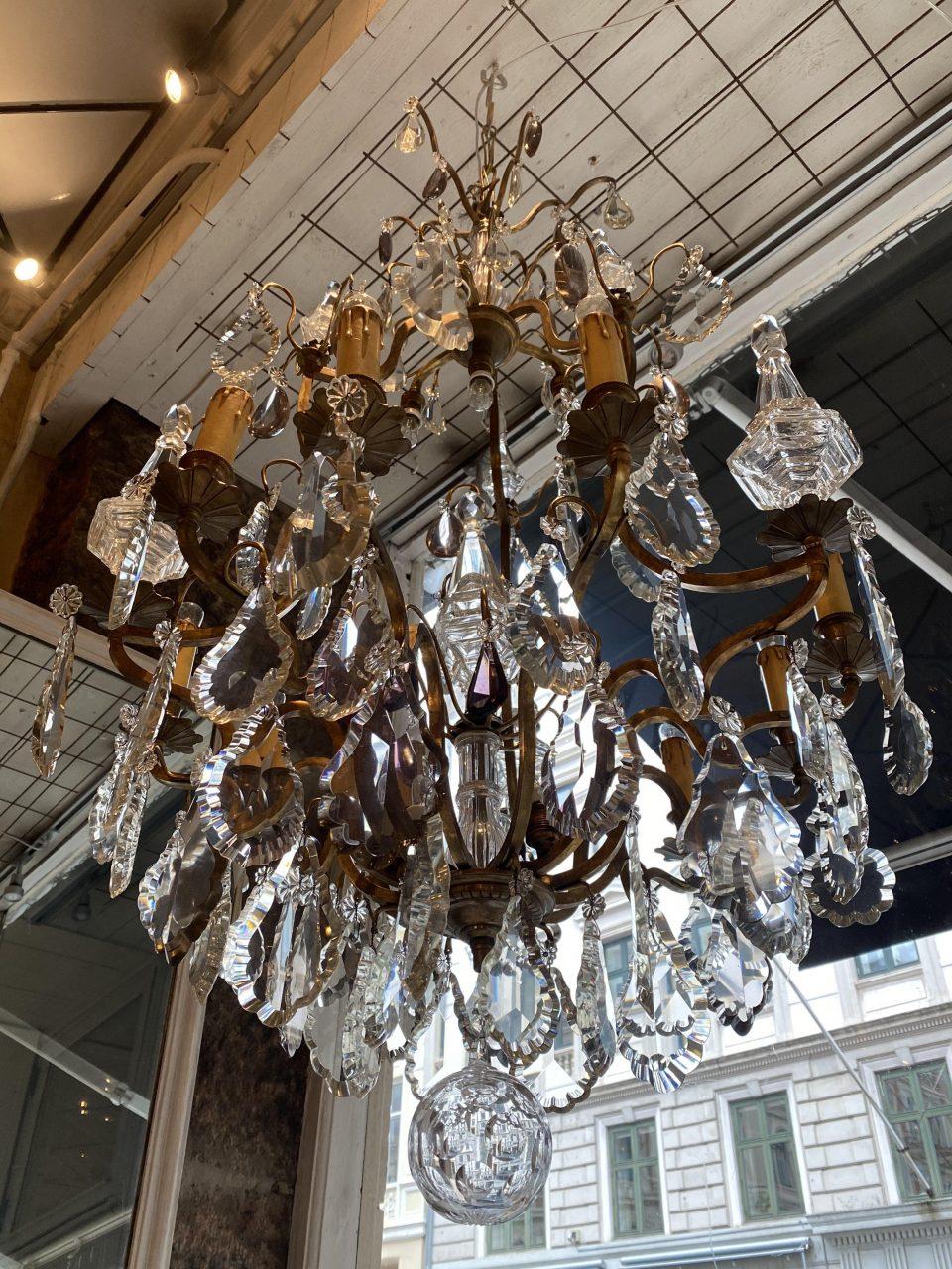French Elaborate and Large Antique Chandelier, 1900, France For Sale