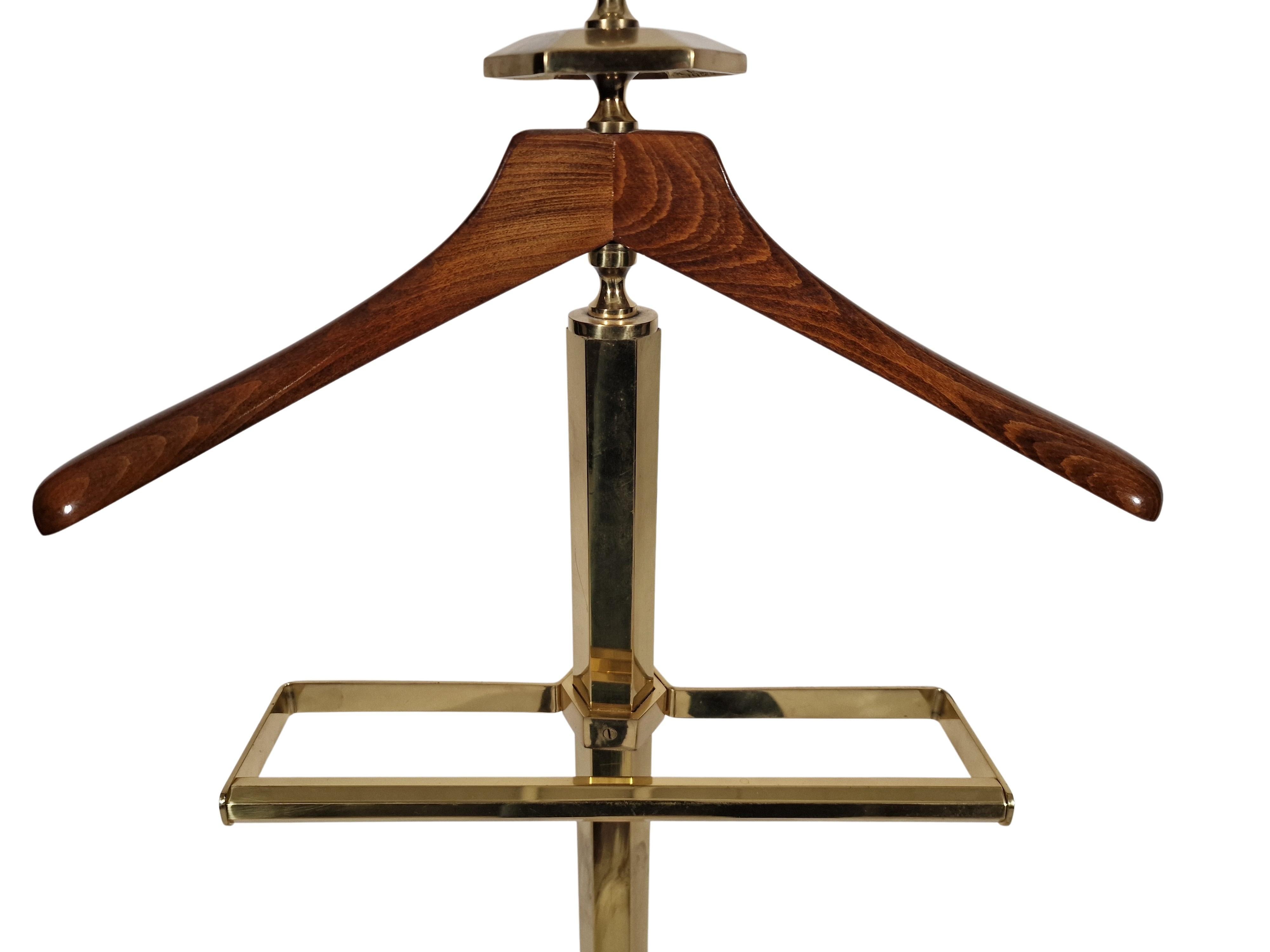 Brass Elaborate design clothes rack so-called silent servant solid brass 1980s Germany For Sale