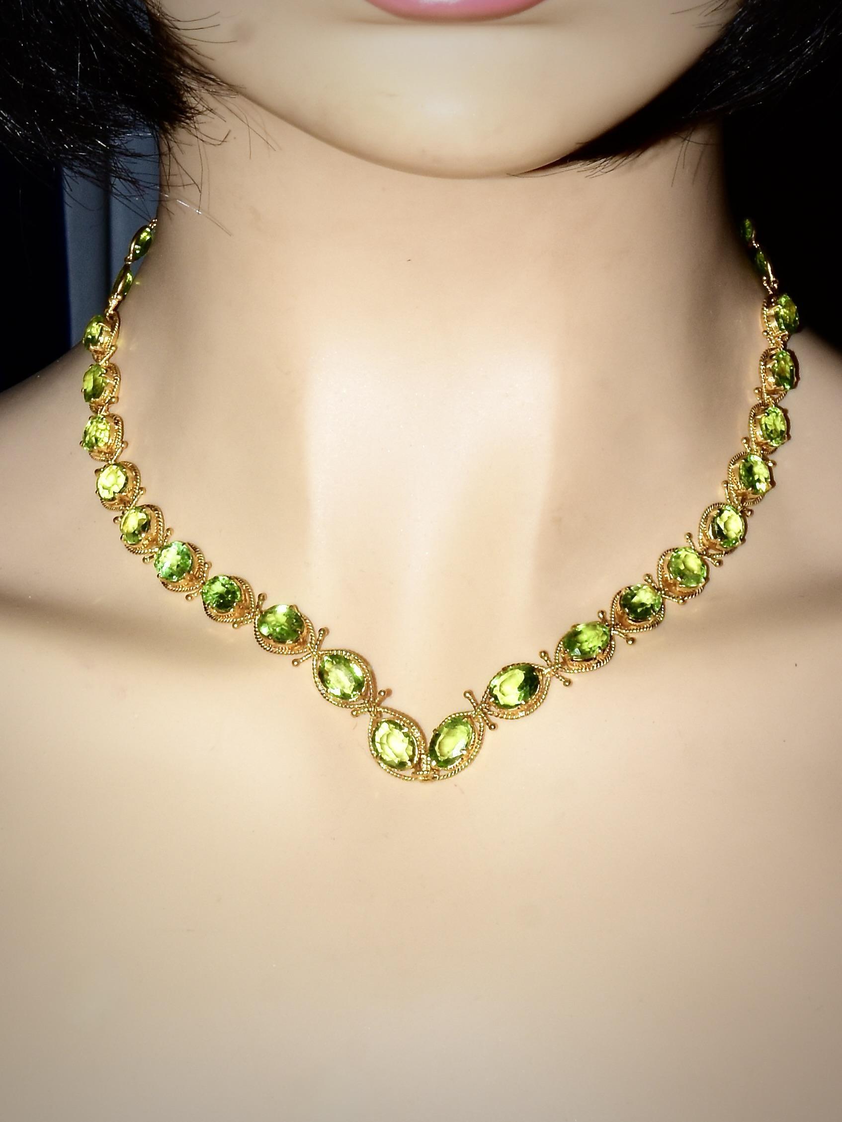 Elaborate Peridot, Emerald & Diamond Gold Pendant Contemporary Necklace & Brooch 9