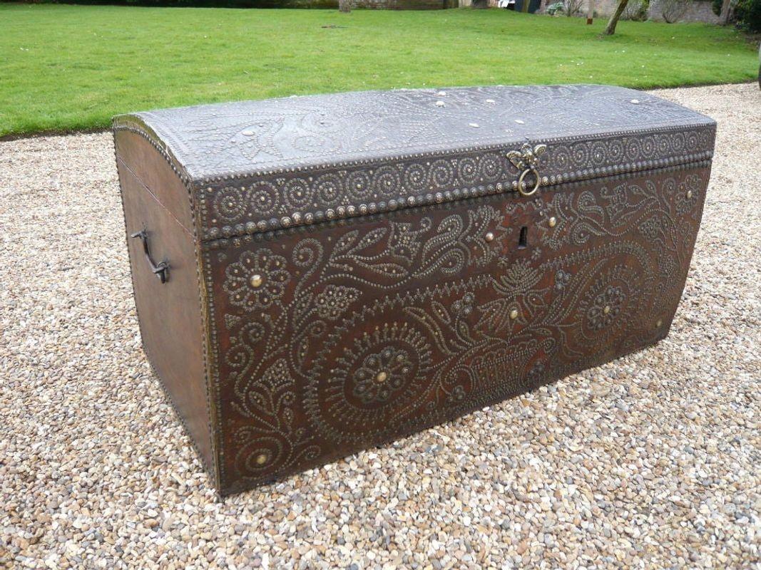Dutch Elaborately Decorated 17th Century Studded Leather Traveling Trunk For Sale
