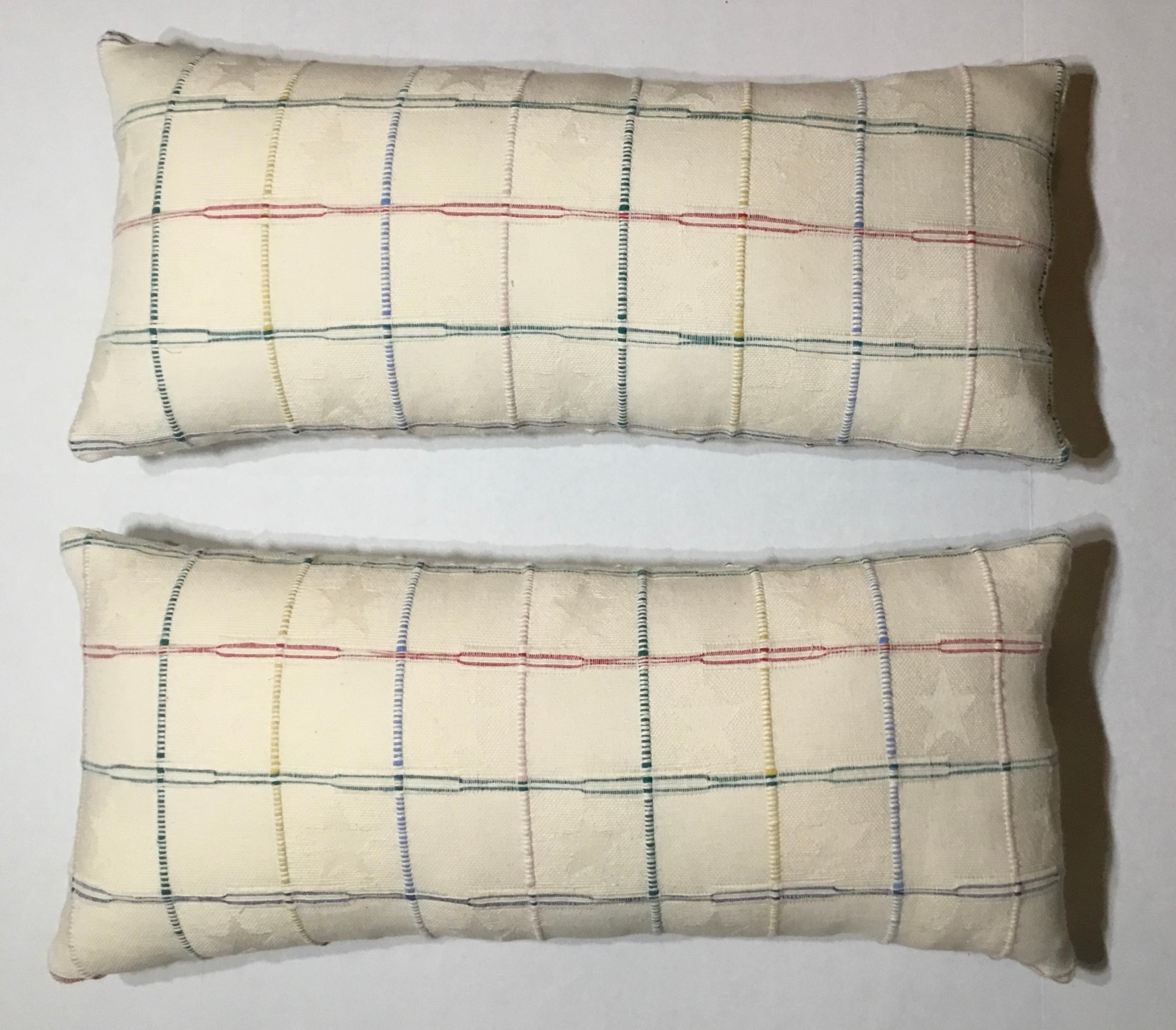 Elegant Pair of Decorative Pillows 7