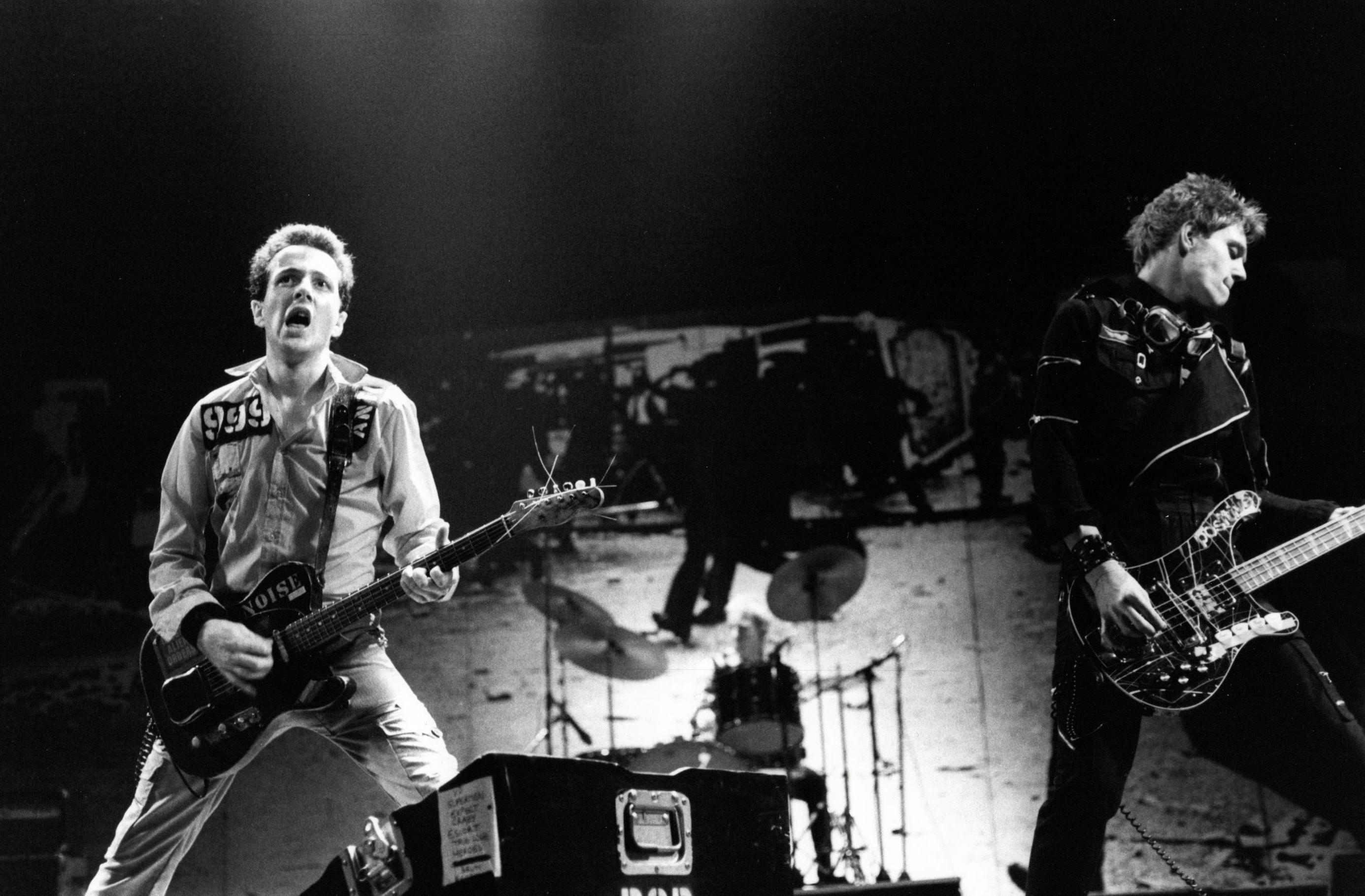 Elaine Bryant Portrait Photograph - The Clash Performing Vintage Original Photograph
