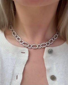 Halskette aus Elan, Platin und Diamanten