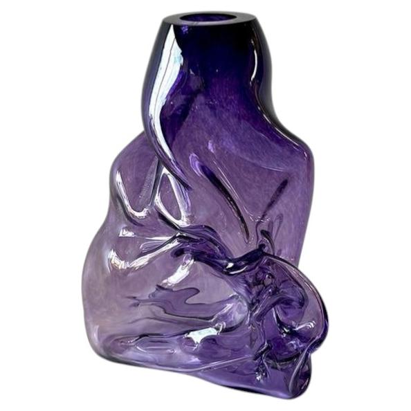 Elara Vase III in Blown Glass by Homa
