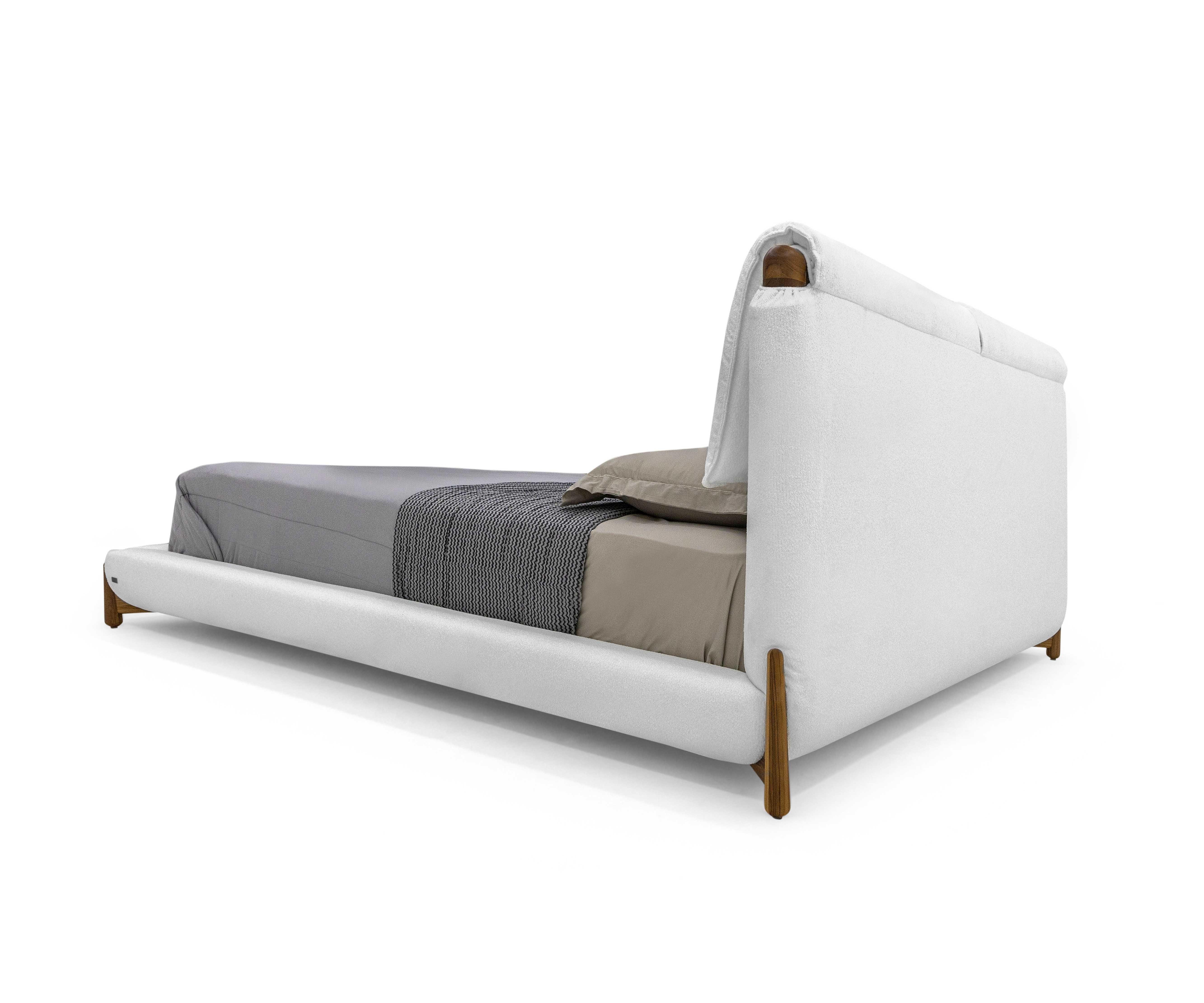 Brazilian Customizable Queen Teak Bed with White Fabric Upholstery, Elbow Collection For Sale