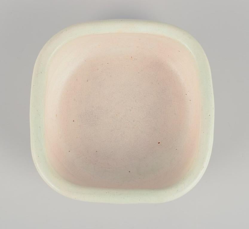 Vernissé Elchinger, France. Bol en céramique avec glaçure aux tons clairs. Ca. 1960 en vente