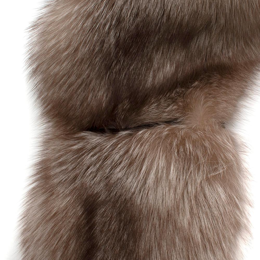 Elcom Beige Fox Fur Wrap Stole  For Sale 4