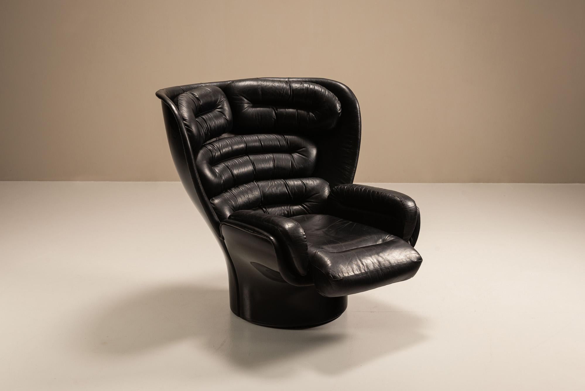 Sedia 'Elda' di Joe Colombo e Pouf Mario Brunu in pelle nera per il massimo comfort In condizioni buone in vendita a Hellouw, NL