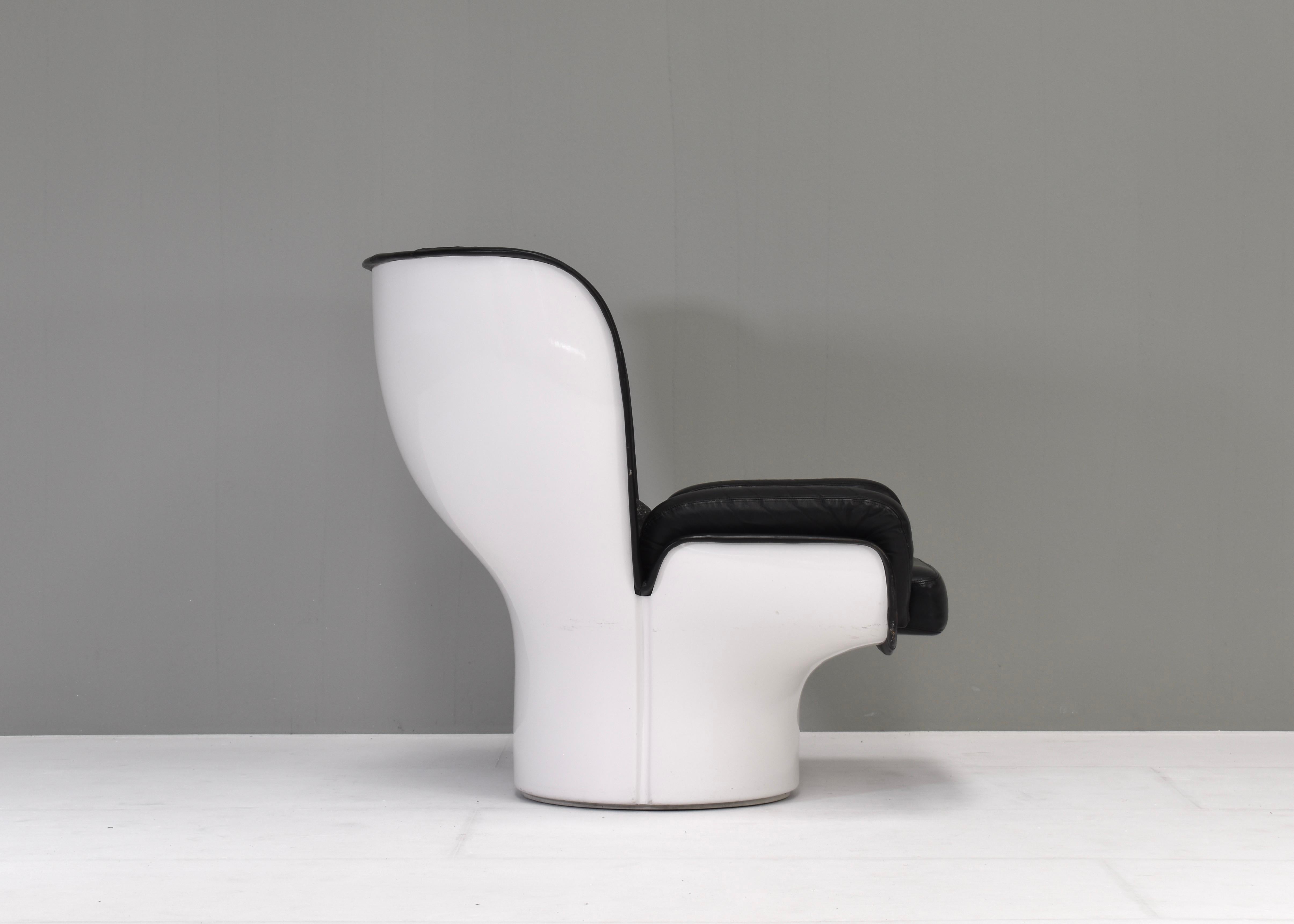 Elda Chair by Joe Colombo for Comfort, Italy, 1963 In Distressed Condition In Pijnacker, Zuid-Holland