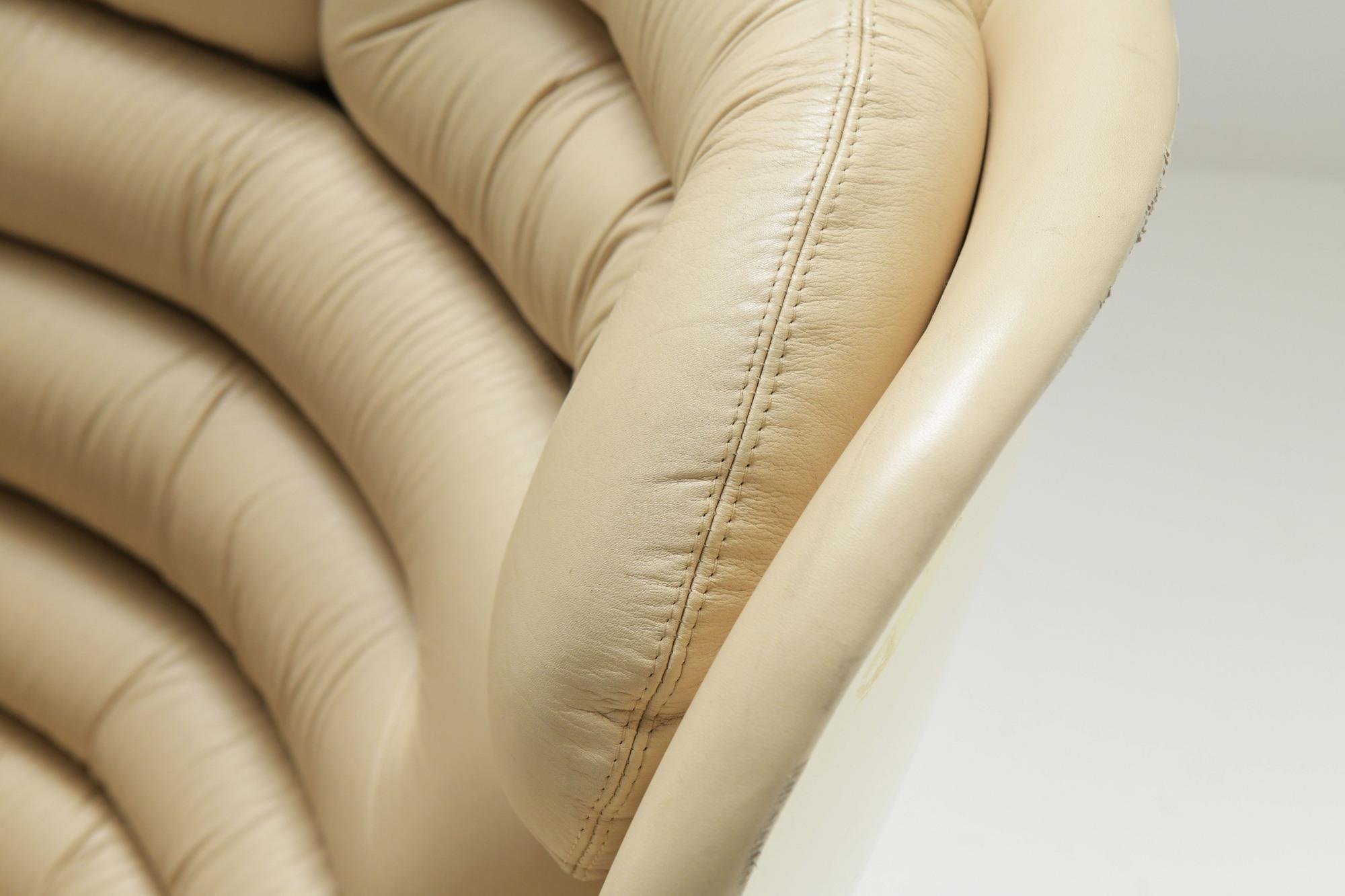 Elda Chair in Cream Leather by Joe Colombo for Comfort Italy 5