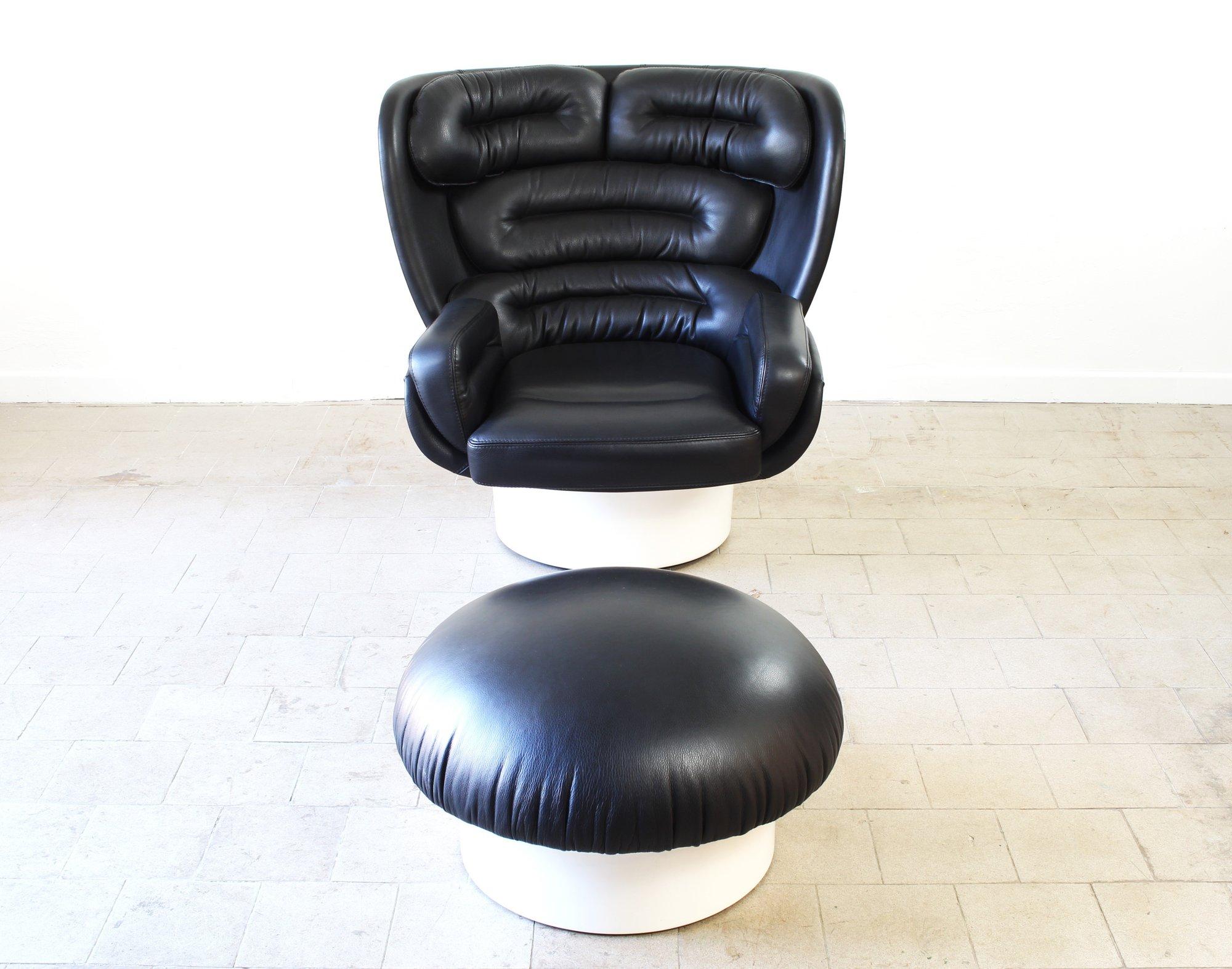 Showroom model in impeccable new condition!
Iconic Space Age classics: Elda Chair by Joe Colombo (1963- Italy) with Ottoman (very rare to find this combination).
360 degree rotatable base (swivel).

With certificate of authenticity and