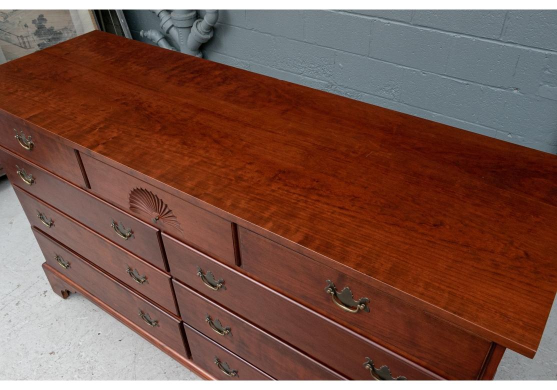 Eldred Wheeler 18th C. Style Chest of Drawers In Good Condition In Bridgeport, CT