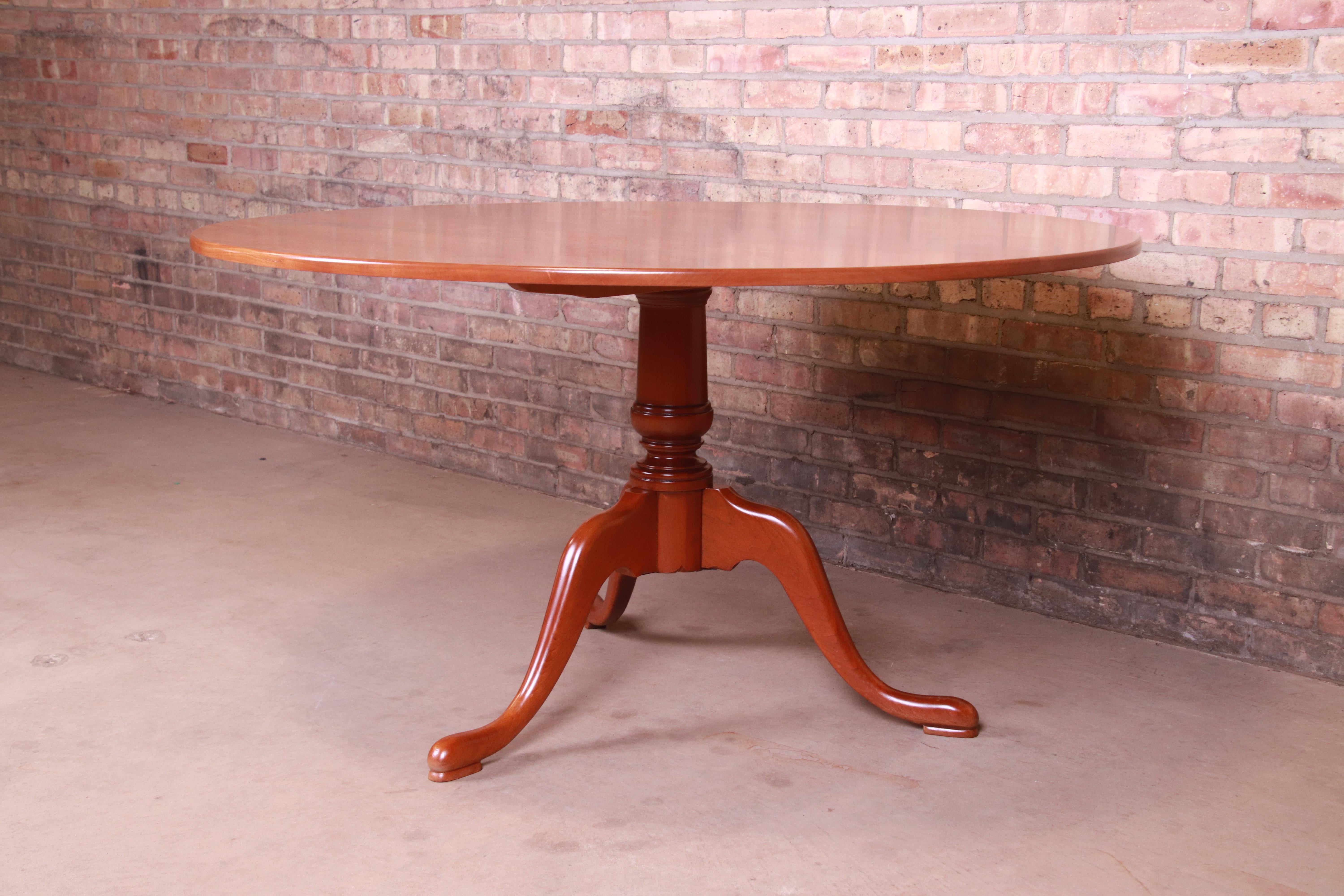 American Eldred Wheeler Queen Anne Cherry Wood Tilt Top Pedestal Dining Table, Refinished