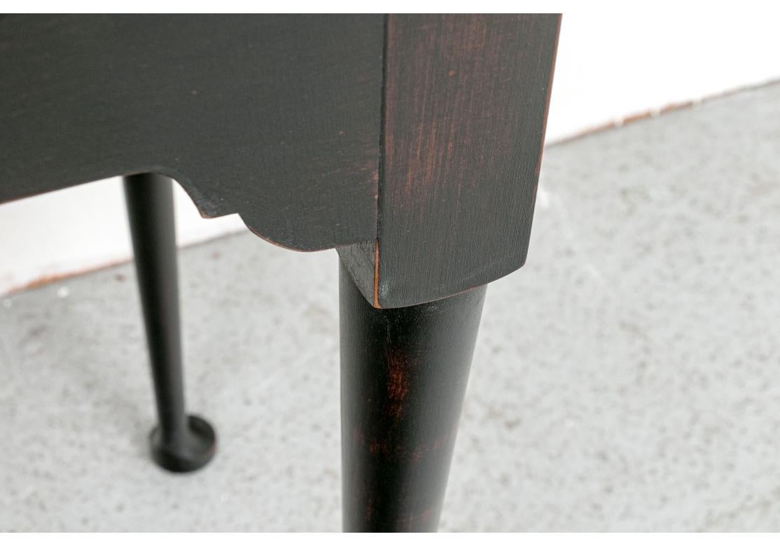 Eldred Wheeler, Queen Anne-Stil, Tiger-Ahorn-Beistelltisch mit Schublade im Angebot 6