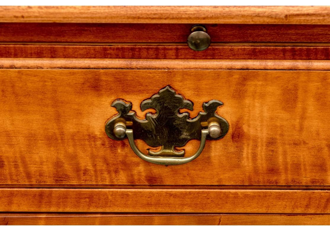 Eldred Wheeler Tiger Maple Chippendale Style Server For Sale 2