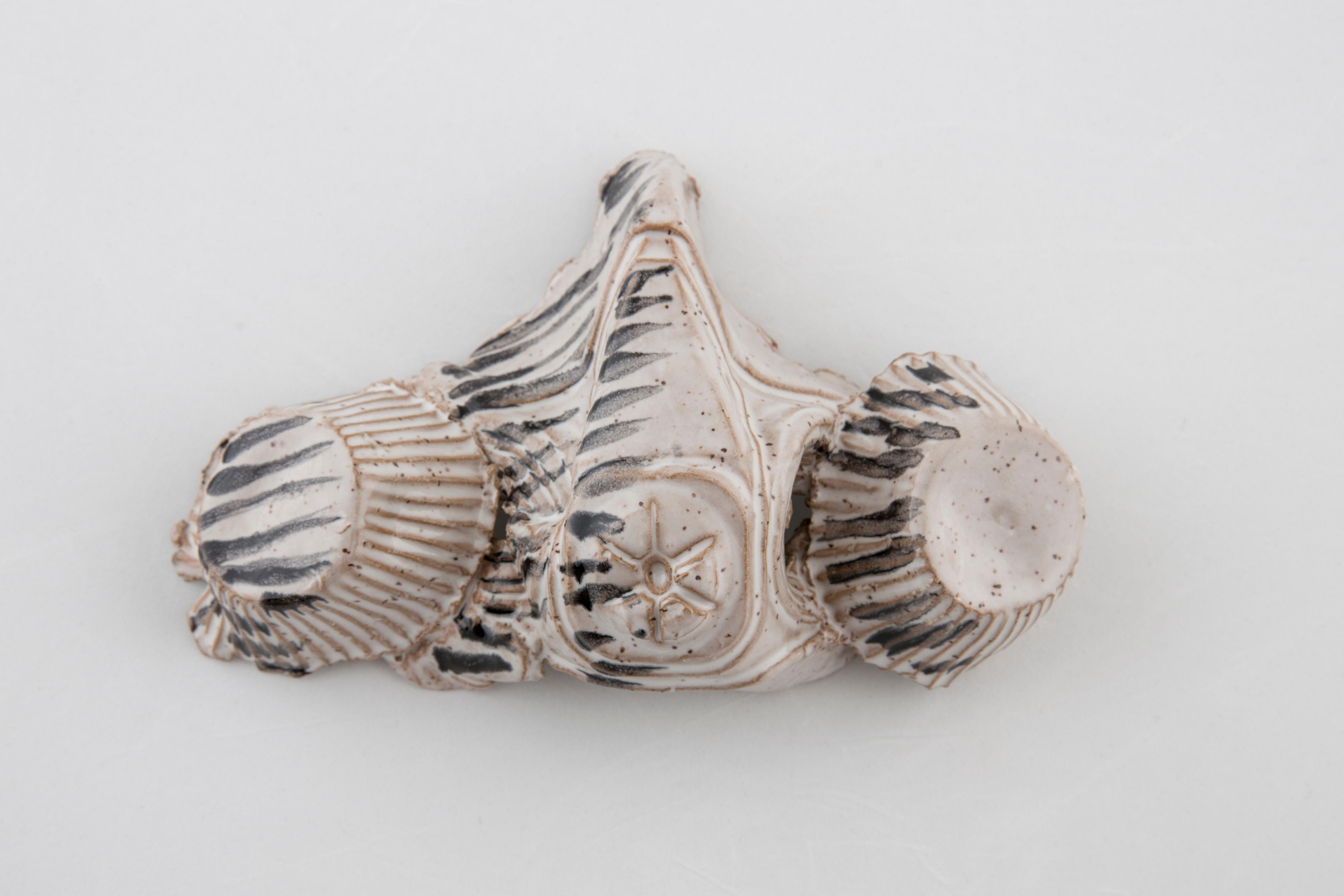 CERAMIC MASK (White with Stripes) -  5.5 x 6.5 - Ceramic, White and Black Glaze - Contemporary Sculpture by Eleanor Aldrich