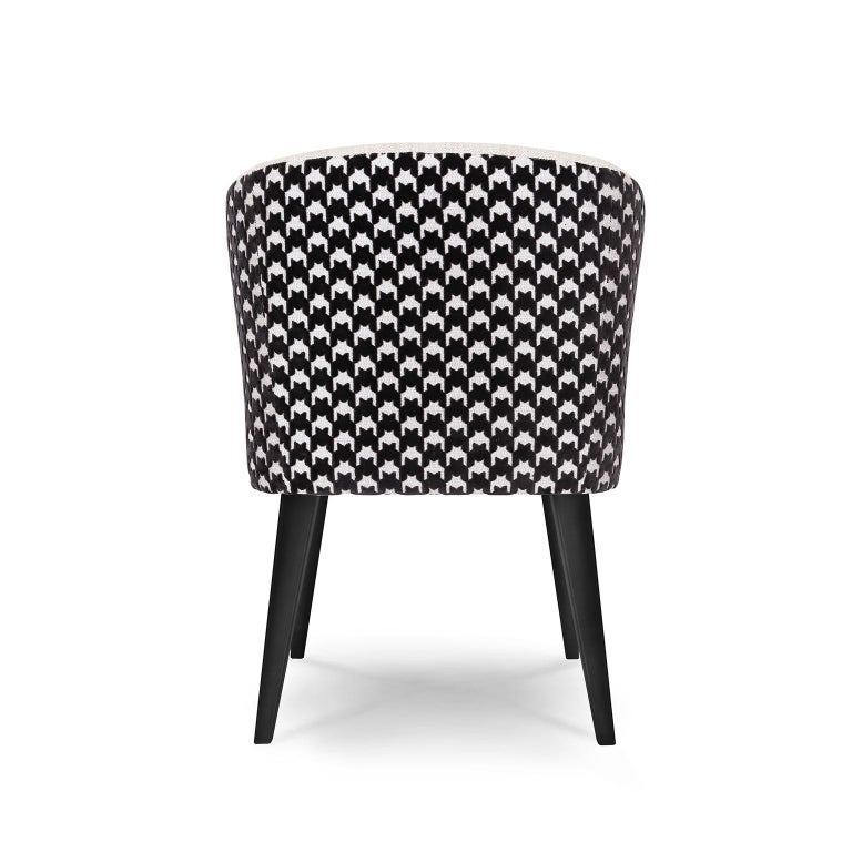 Eleanor Chair Beige Jacquard Velvet Black Pied de Poule Pattern by Greenapple In New Condition For Sale In Cartaxo, PT