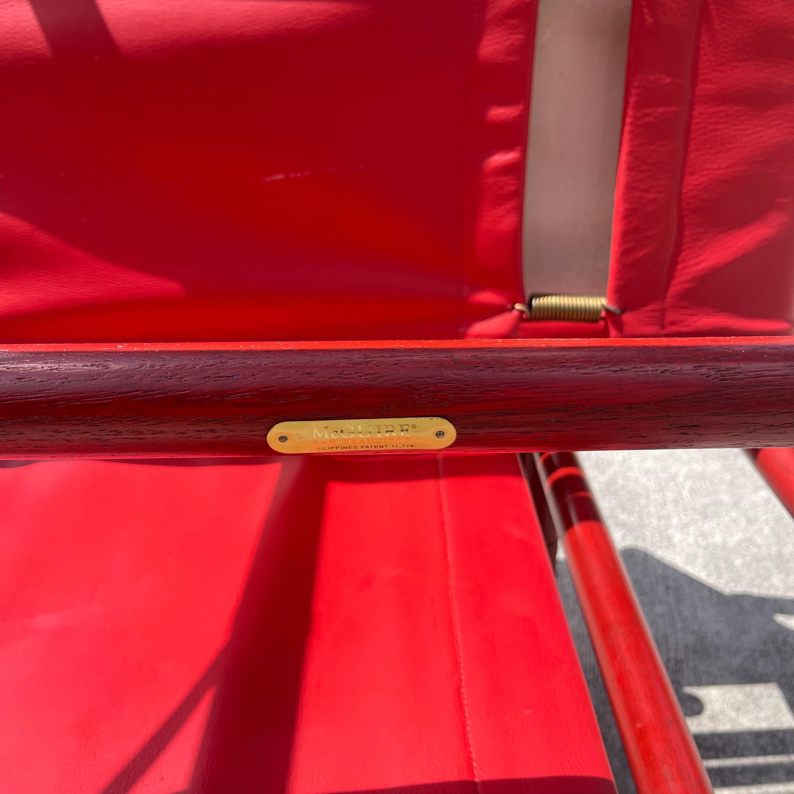 Eleanor Forbes für McGuire Roter Rattan Offiziersstuhl Campaigner Lounge Ottoman im Angebot 6