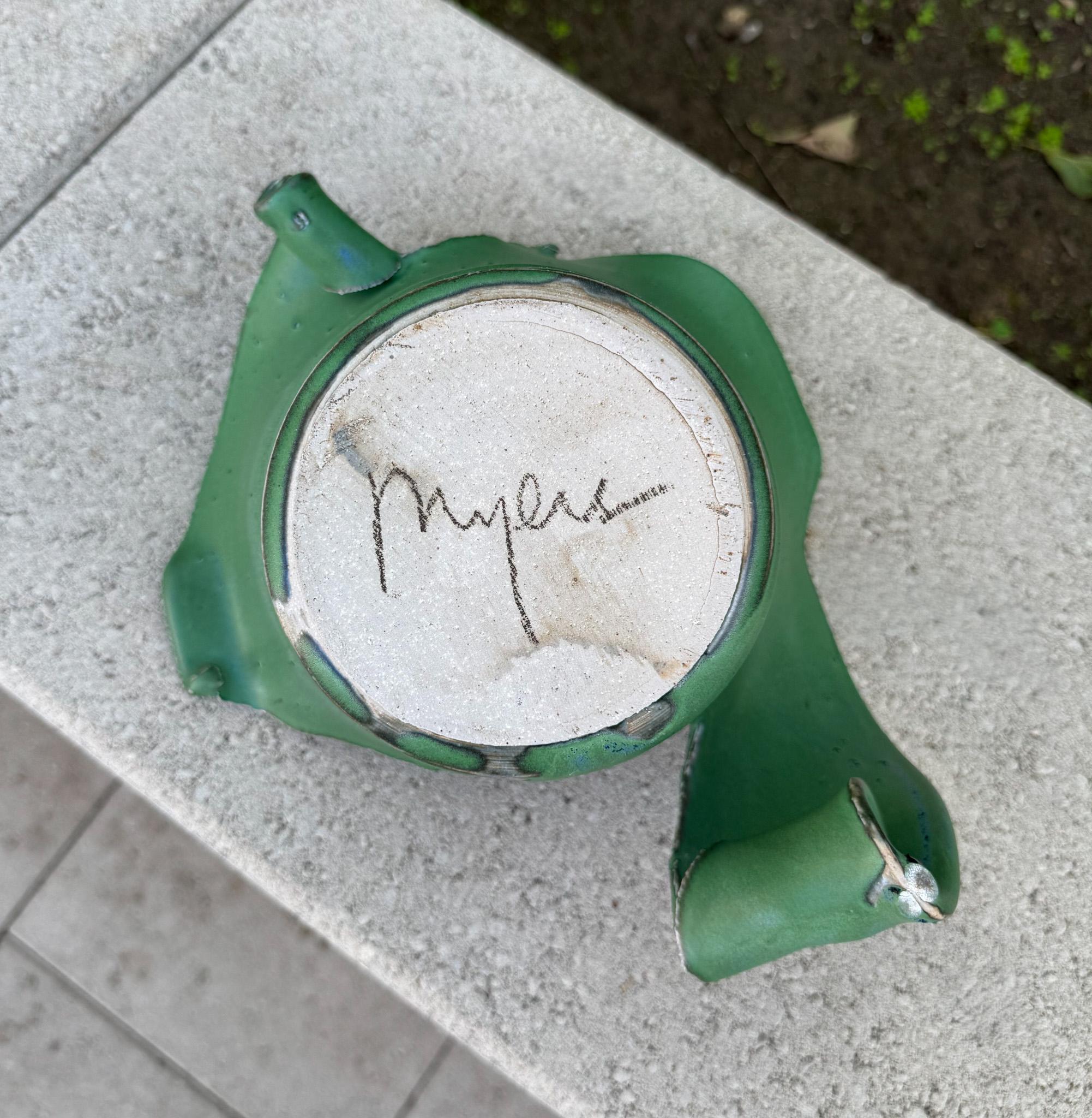 Vaso scultoreo moderno in ceramica di Eleanor Myers, Oregon, anni '90 in vendita 5