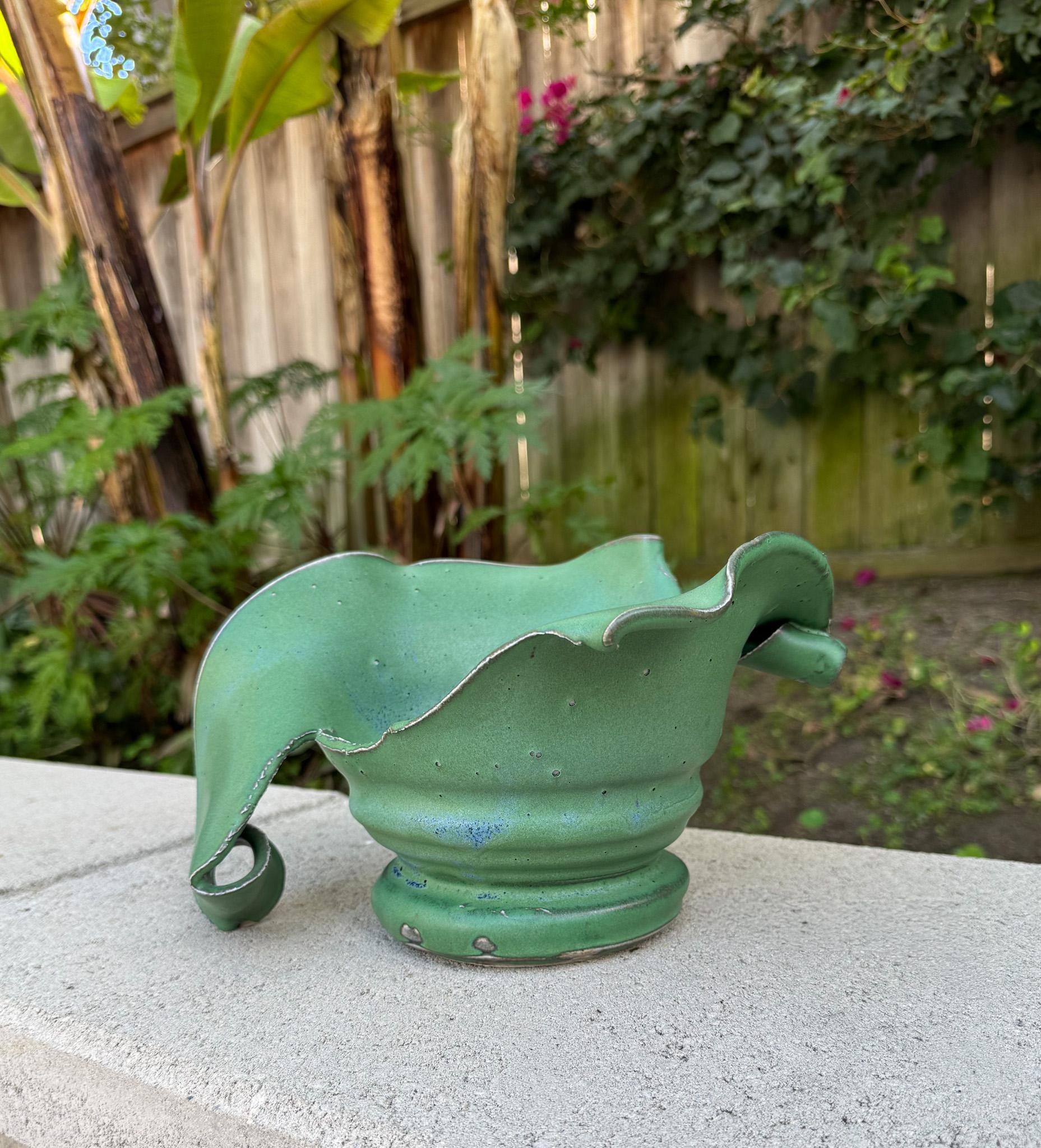 Vaso scultoreo moderno in ceramica di Eleanor Myers, Oregon, anni '90 in vendita 6