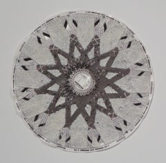 Mandala grafico due - Cerchio astratto a motivi strutturati marrone avorio bianco, 2018