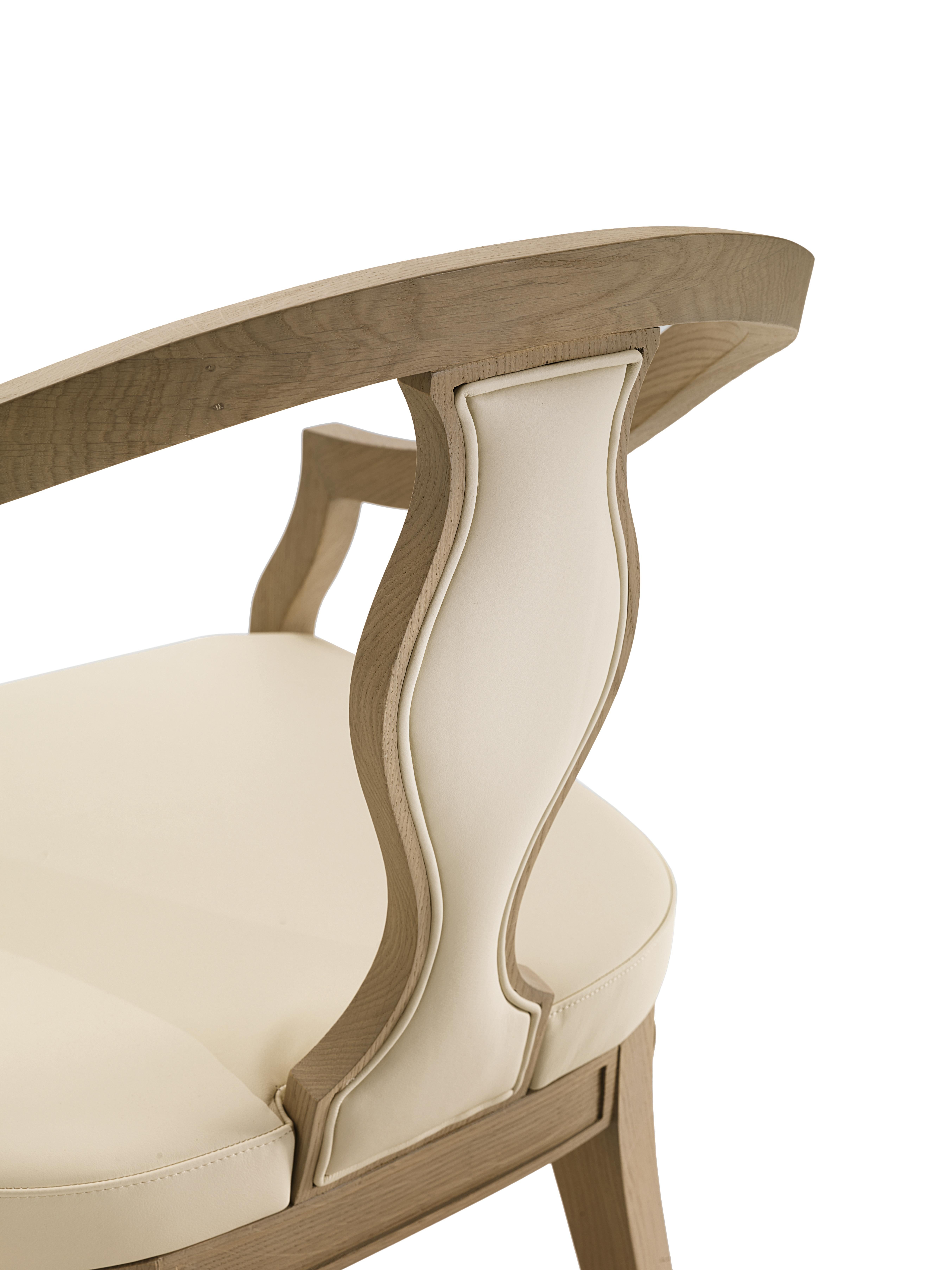 Contemporary ELECTRESS Upholstered Dining Armchair in Cream Leather and Natural Oak Wood For Sale
