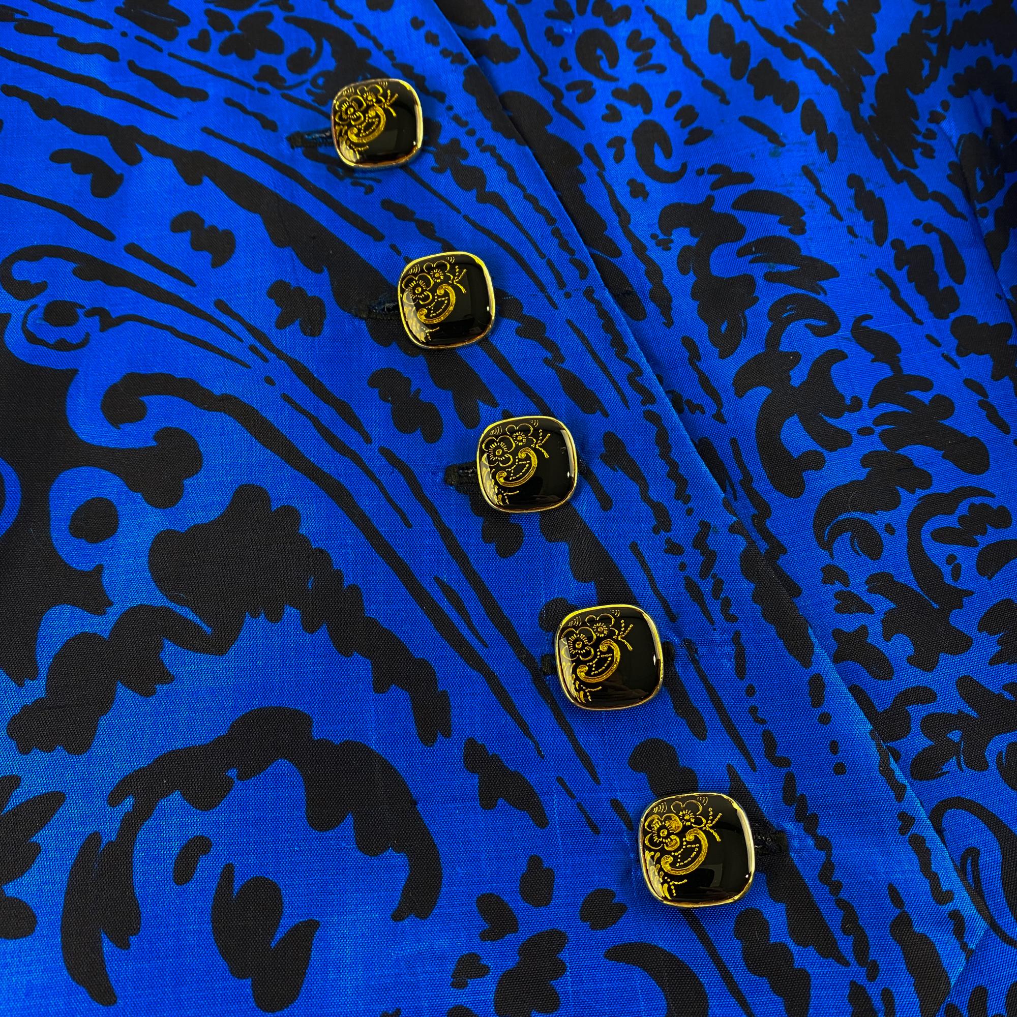Jupe de cocktail en soie bleu électrique et noir Taille 8/10, années 1980 en vente 6